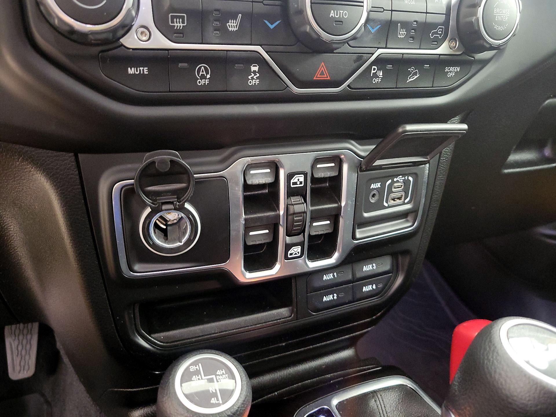 Thumbnail: 2021 Jeep Wrangler - 19