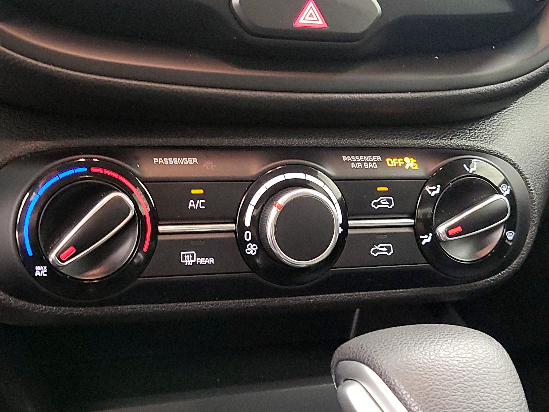 Thumbnail: 2023 Kia Soul - 16