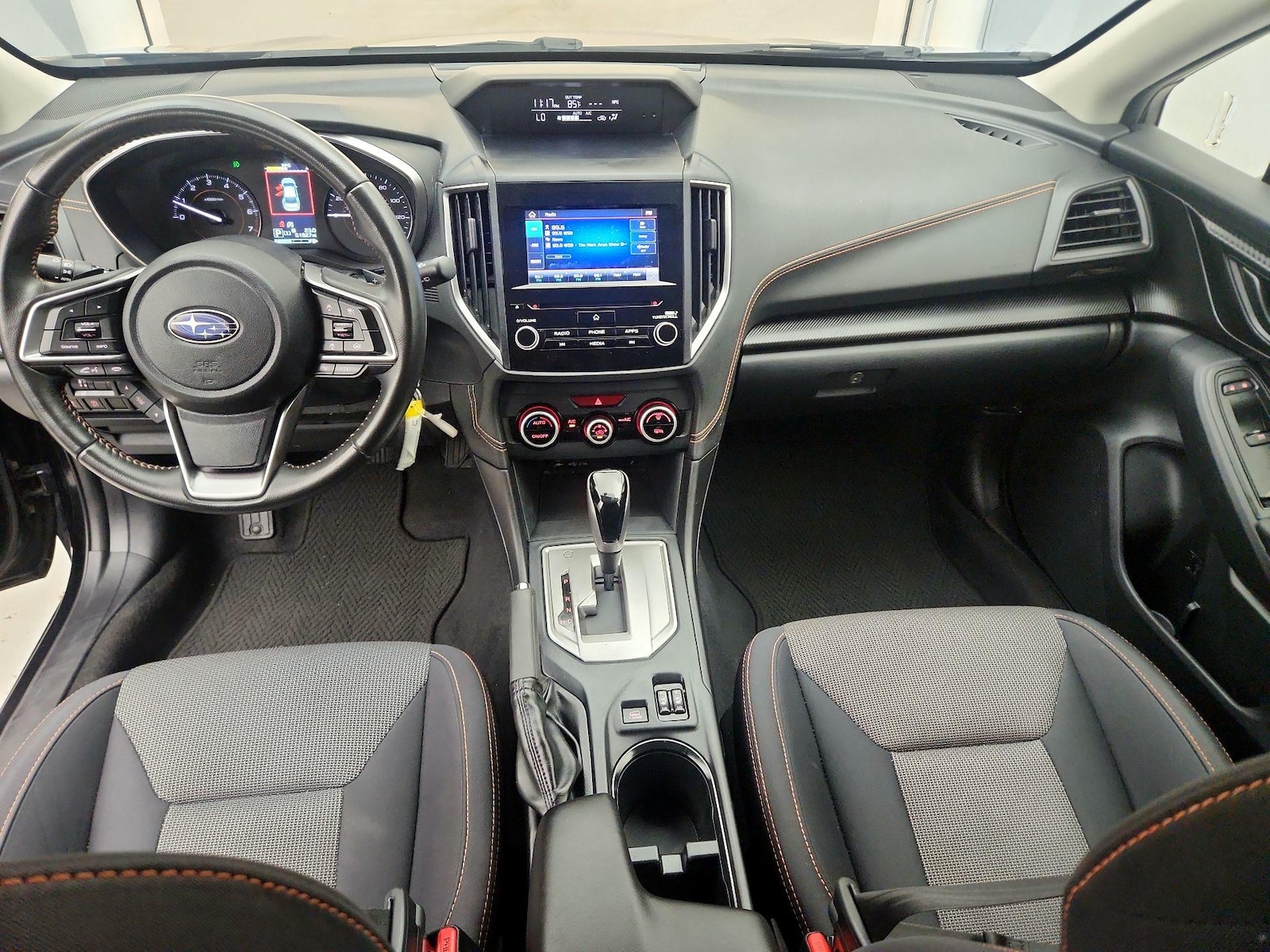 Apple CarPlay® & Android Auto™