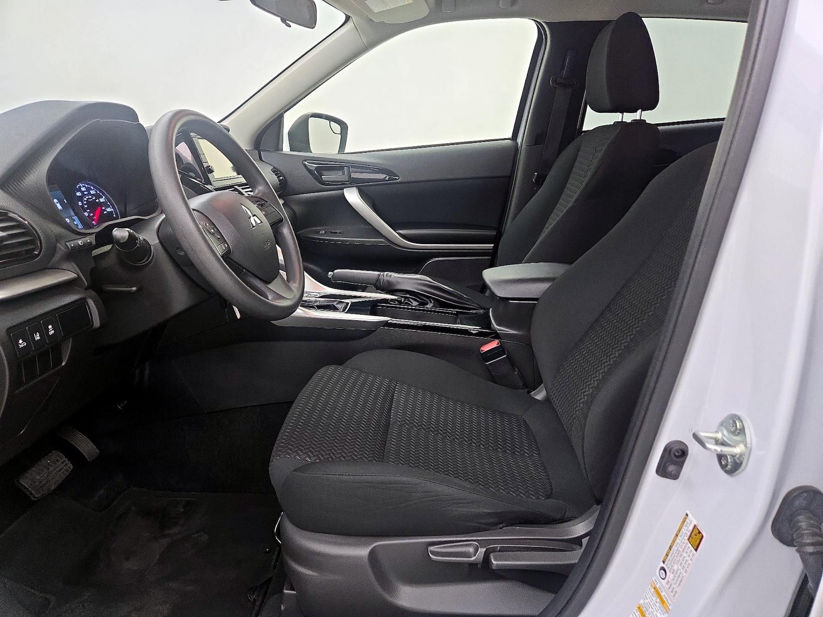 2023 Mitsubishi Eclipse Cross ES - Photo 12