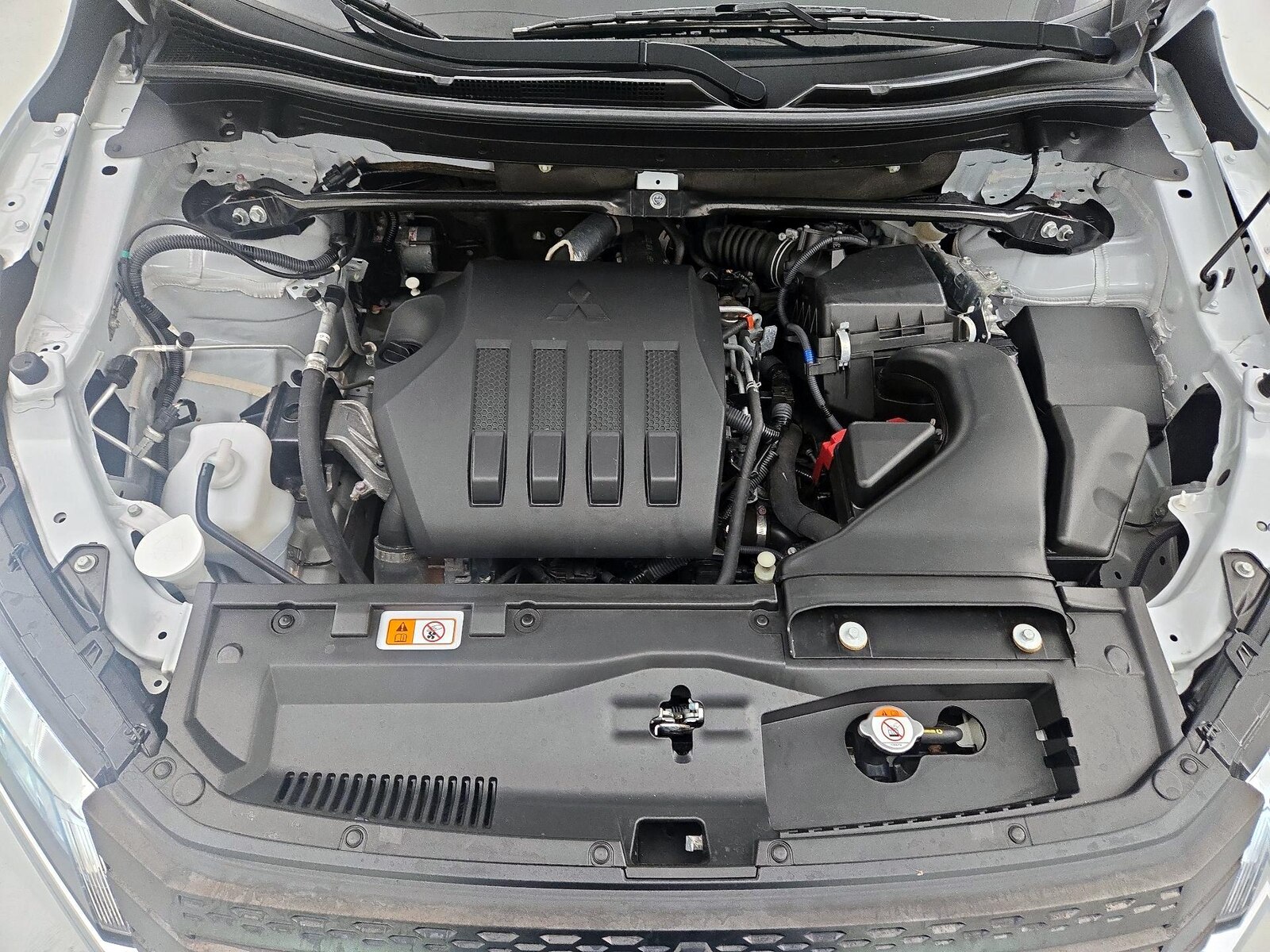 2023 Mitsubishi Eclipse Cross ES - Photo 20
