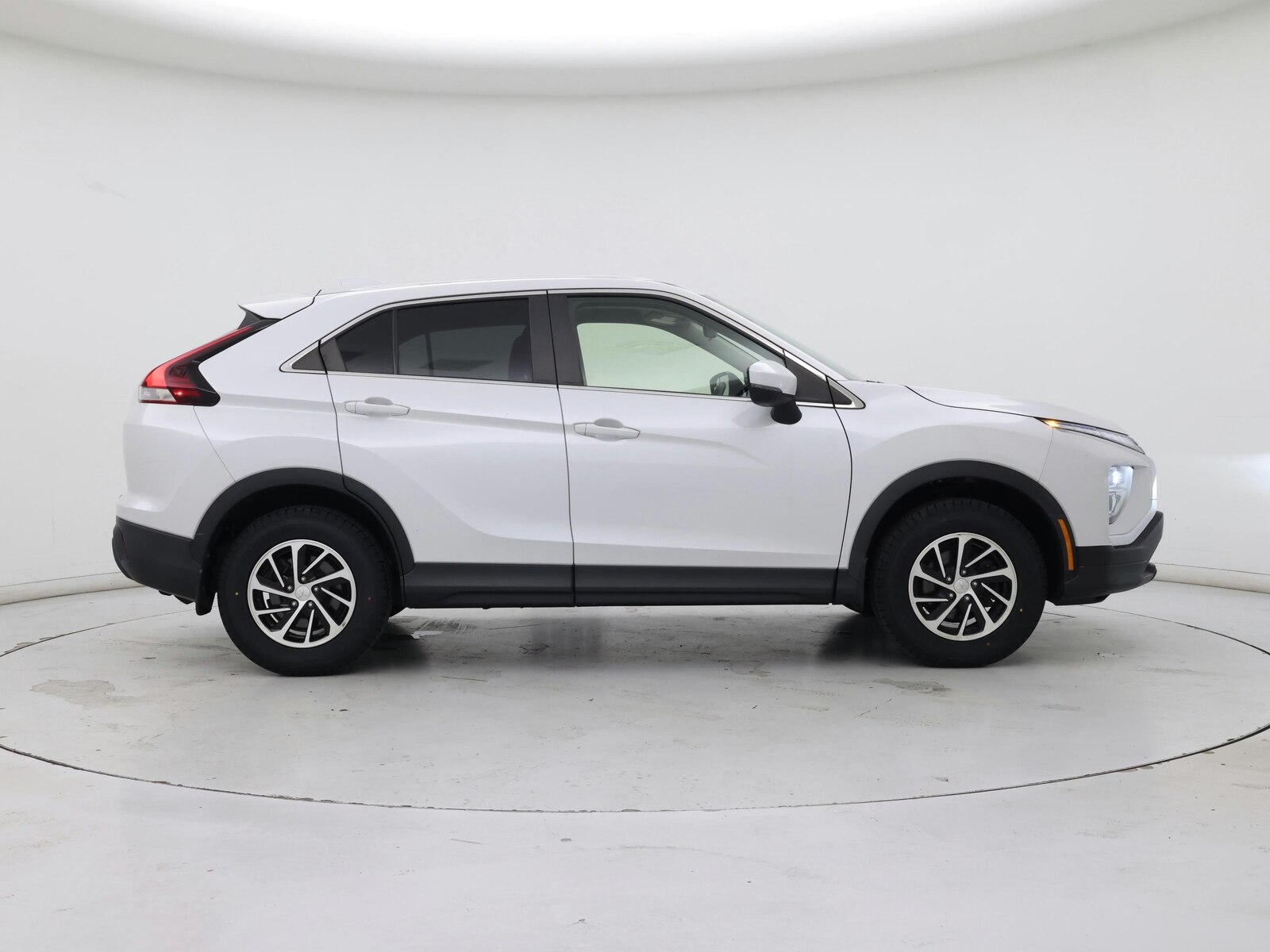 2023 Mitsubishi Eclipse Cross ES - Photo 8