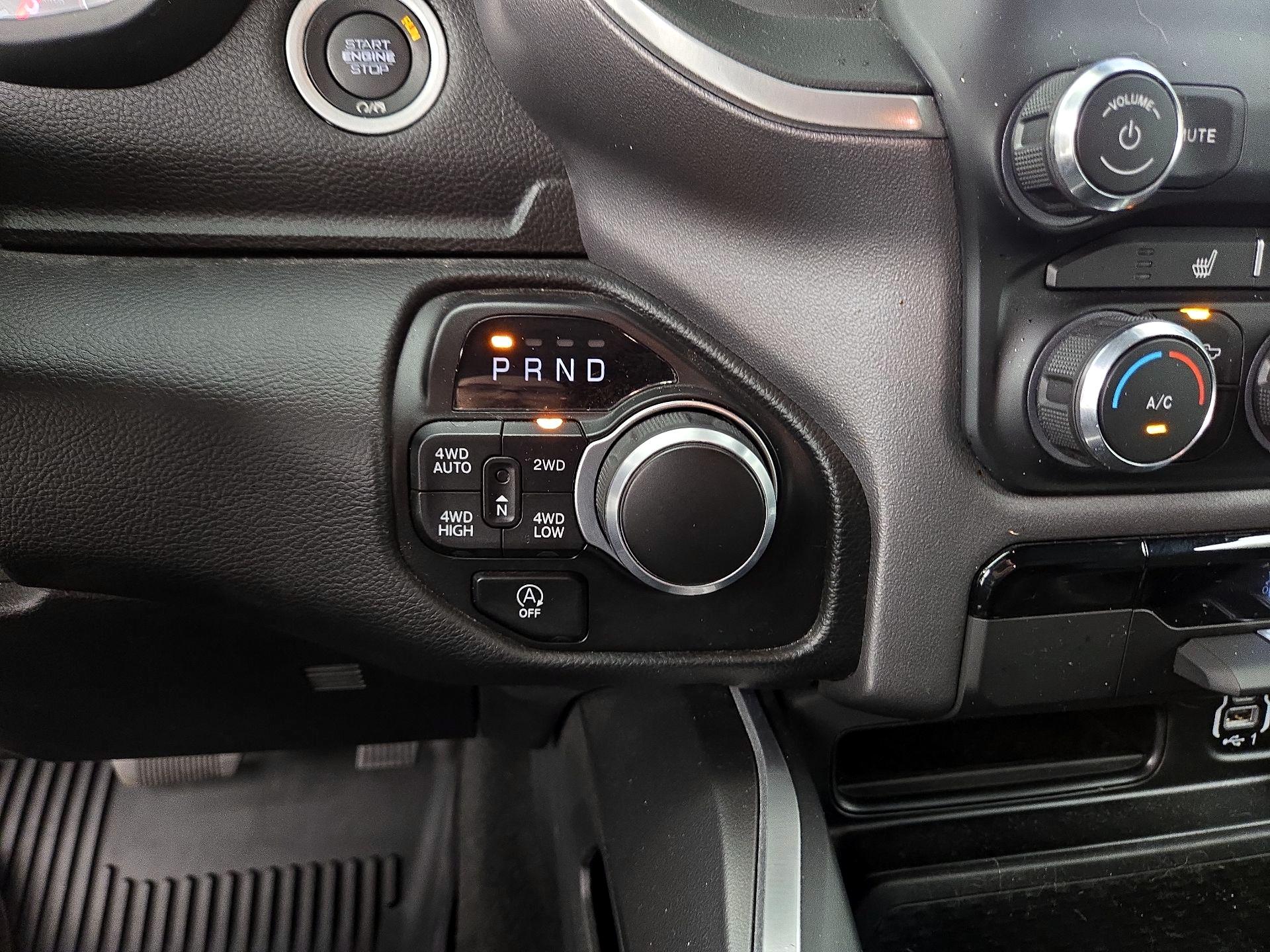 Thumbnail: 2023 RAM 1500 - 17
