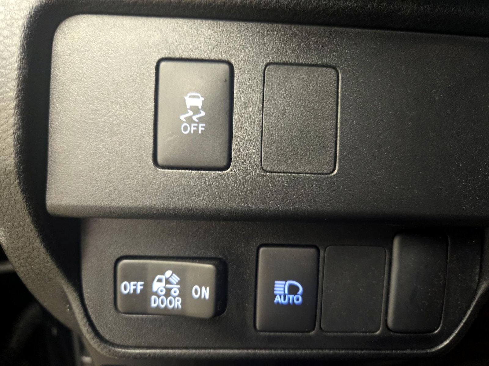 2023 Toyota Tacoma SR5 - Photo 14