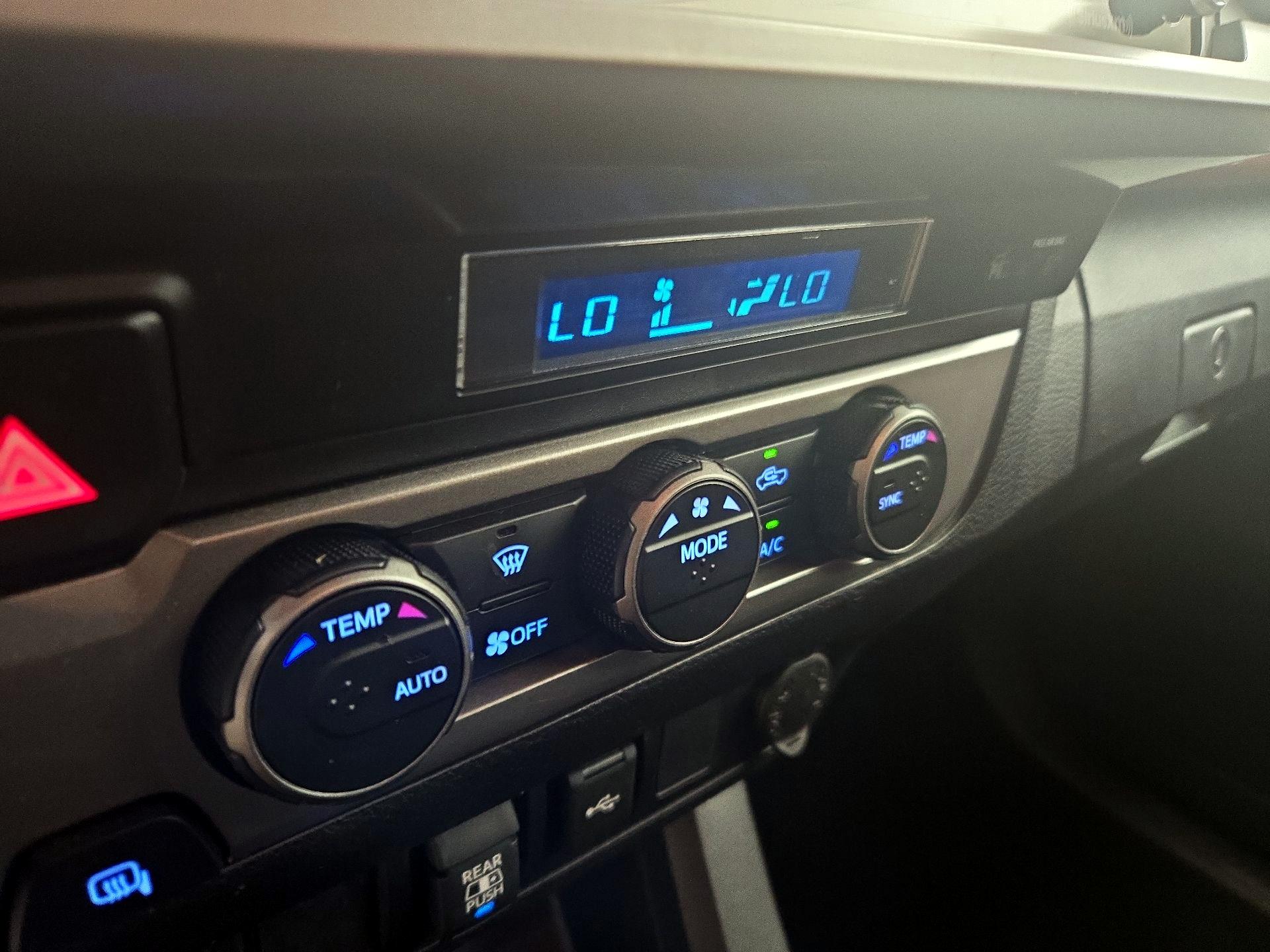 Thumbnail: 2023 Toyota Tacoma - 16