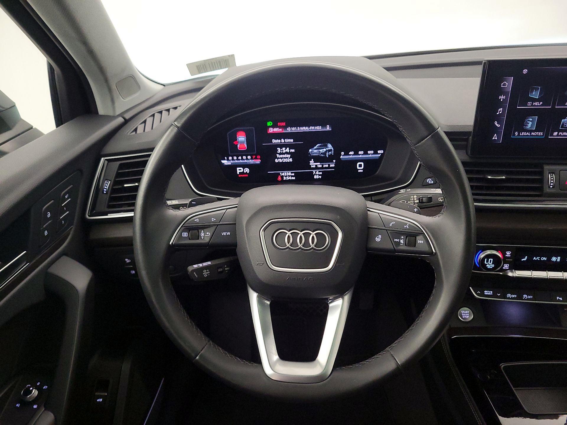 Thumbnail: 2023 Audi Q5 - 10