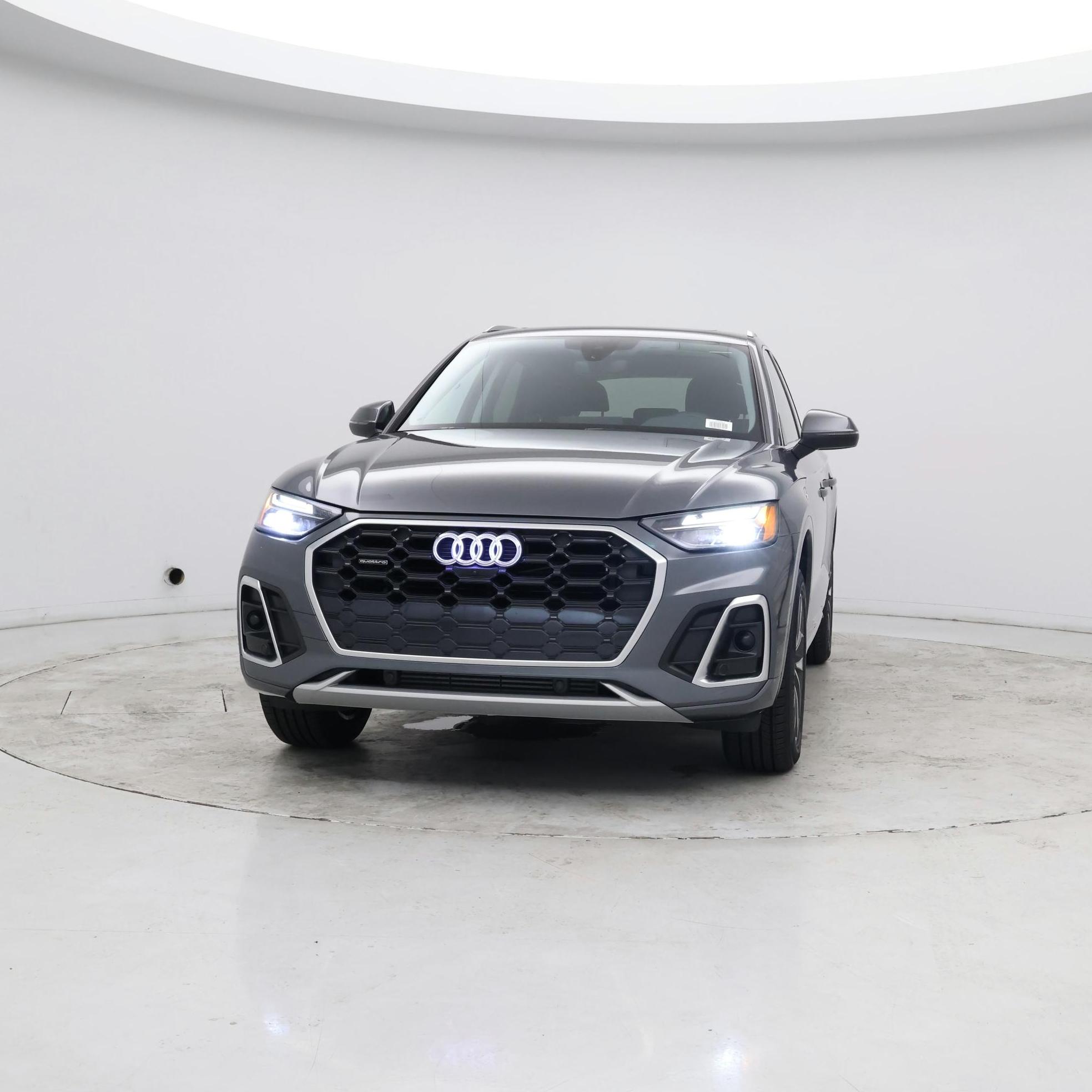 Thumbnail: 2023 Audi Q5 - 4