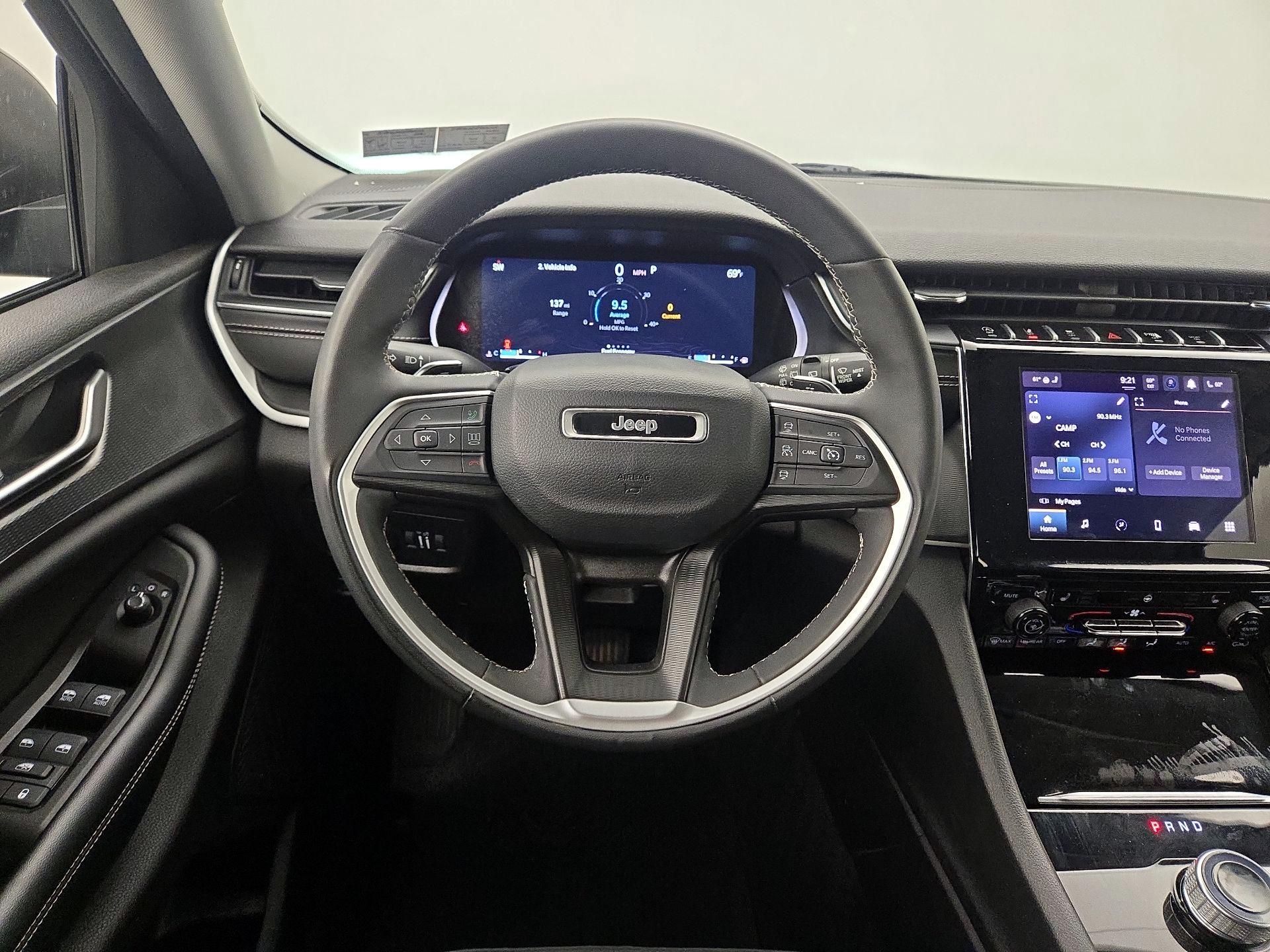 Thumbnail: 2023 Jeep Grand Cherokee L - 10