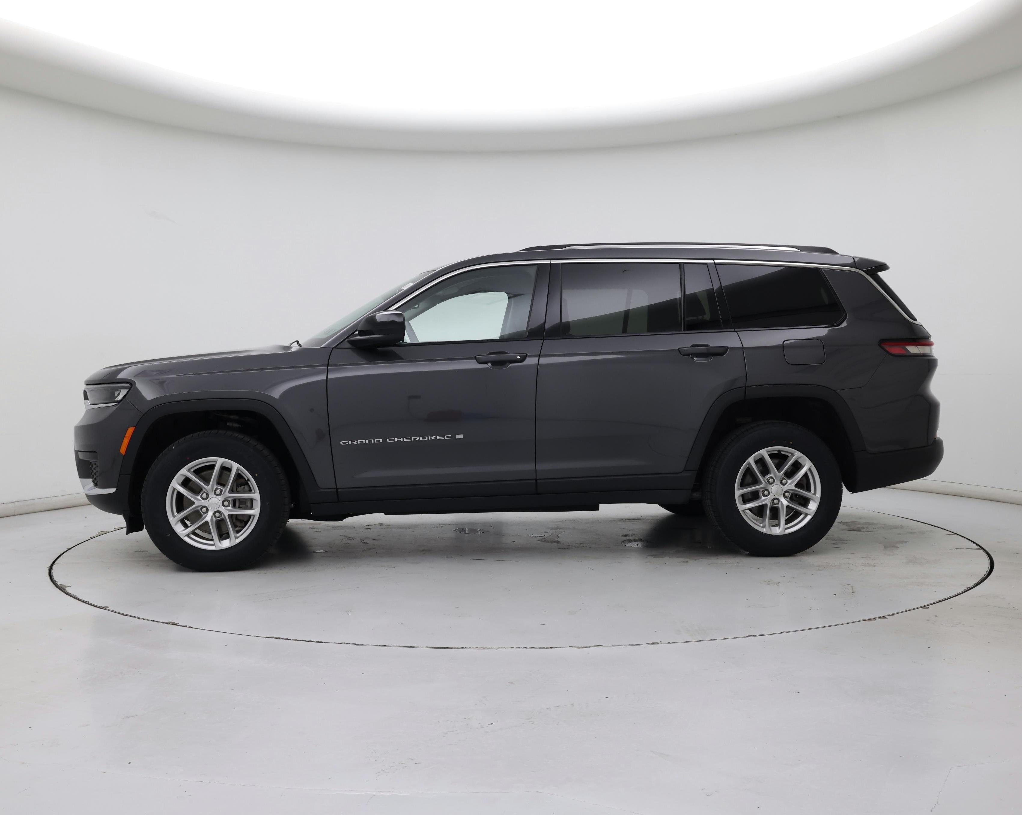 Thumbnail: 2023 Jeep Grand Cherokee L - 3