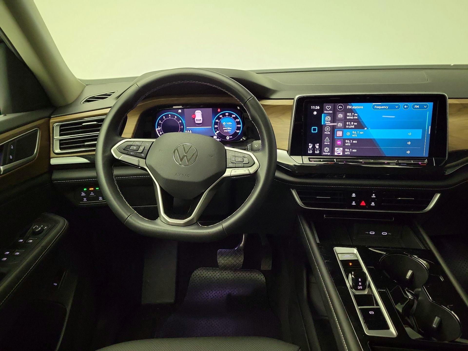 Thumbnail: 2025 Volkswagen Atlas - 10