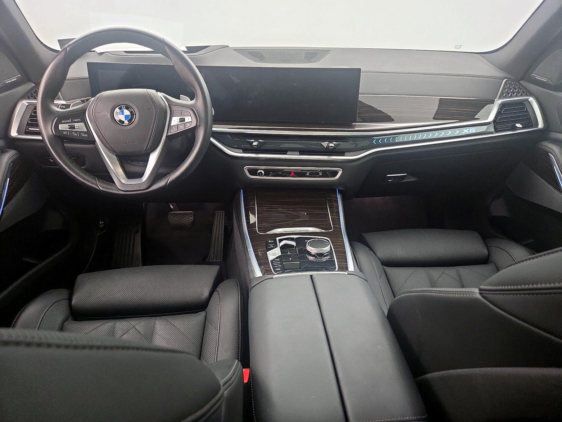 Thumbnail: 2026 BMW X5 - 9