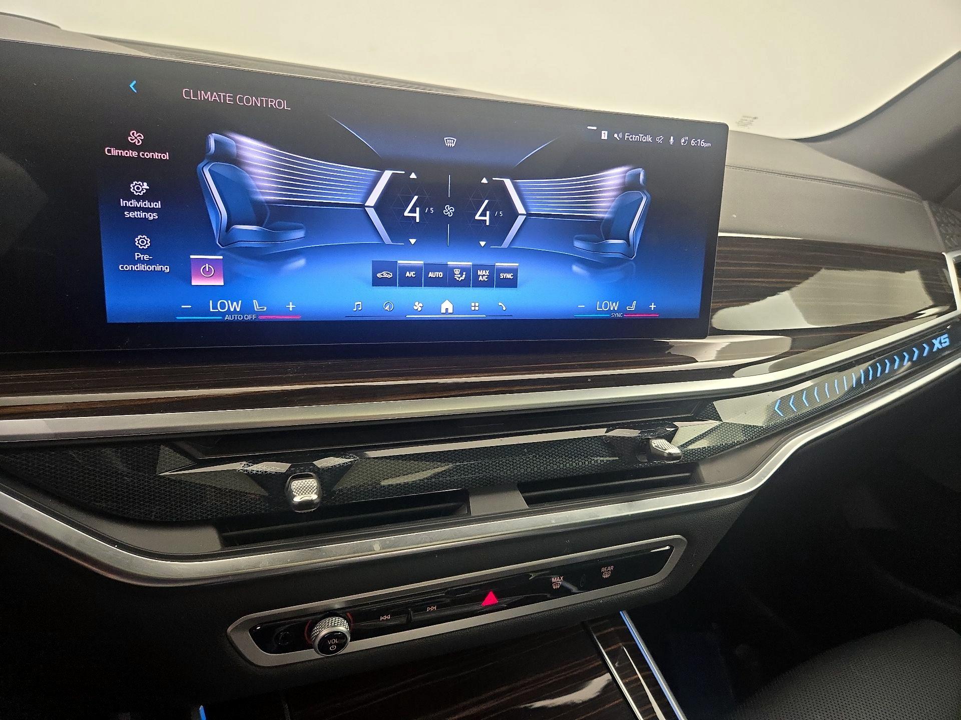 Thumbnail: 2026 BMW X5 - 17