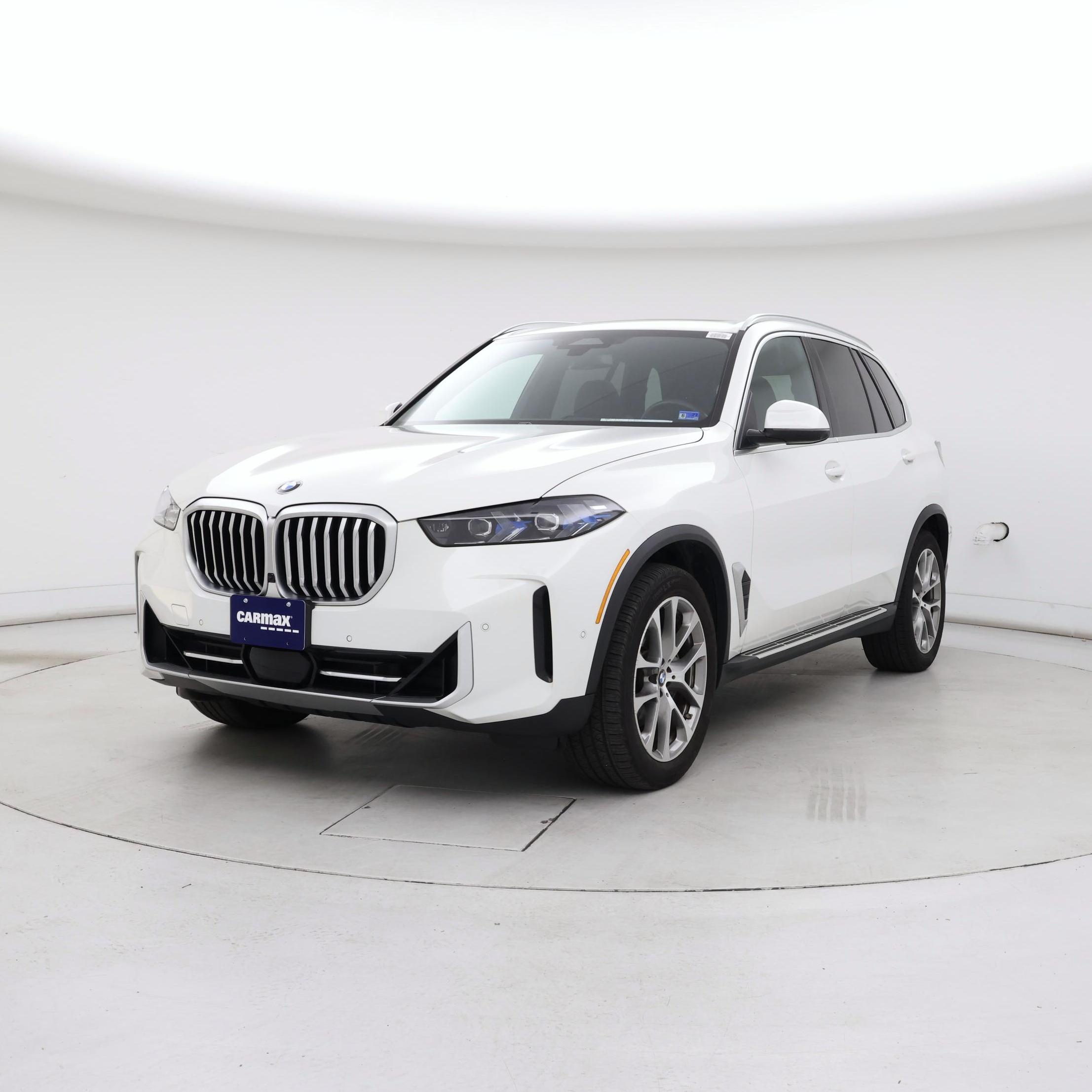 Thumbnail: 2026 BMW X5 - 4