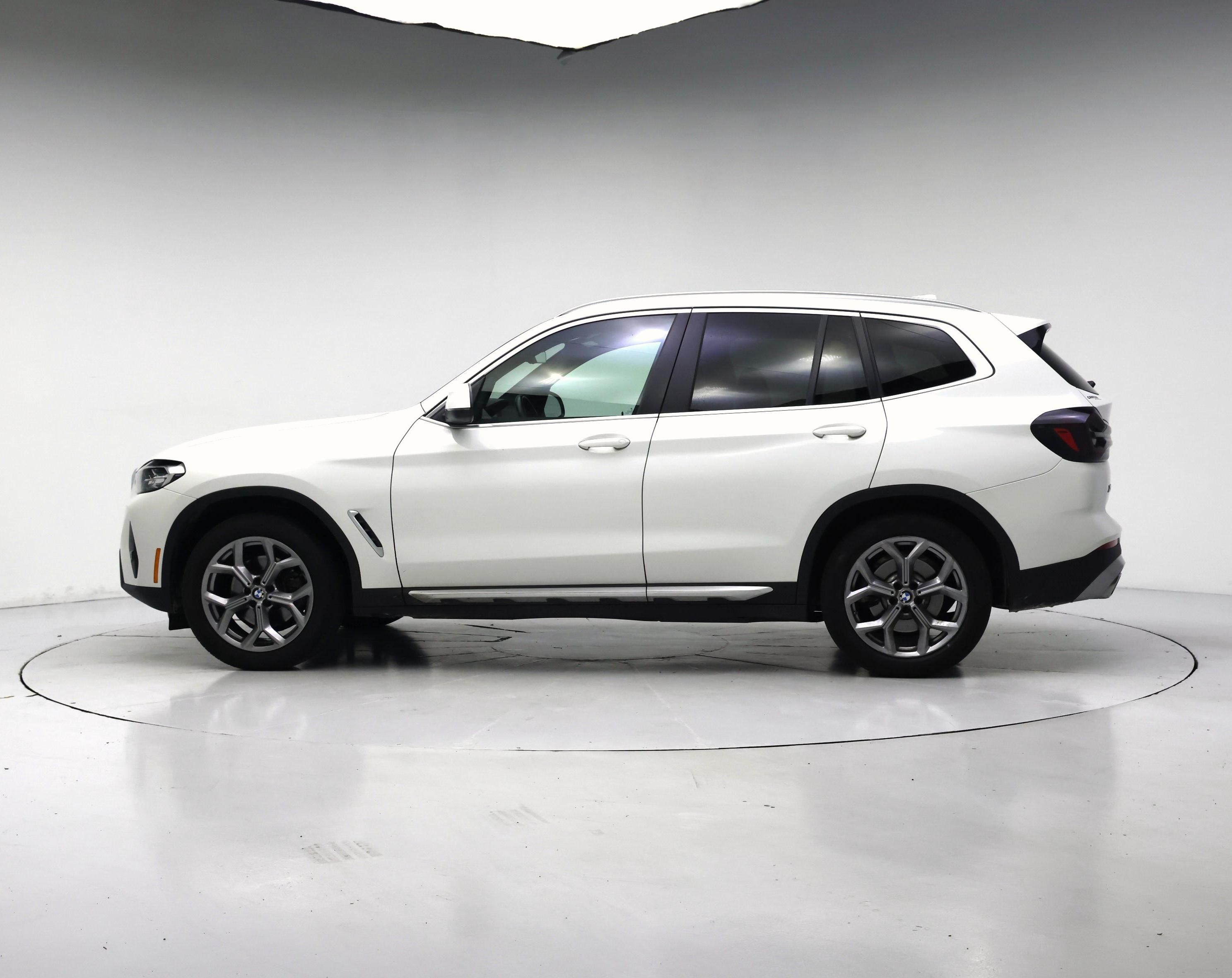 Thumbnail: 2023 BMW X3 - 3