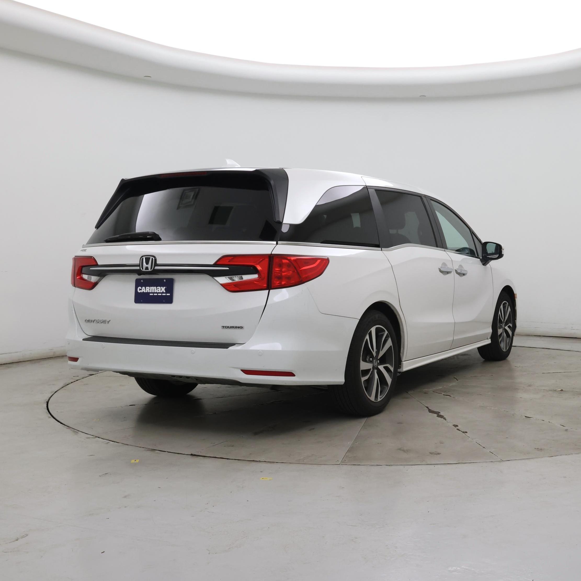 Thumbnail: 2023 Honda Odyssey - 8