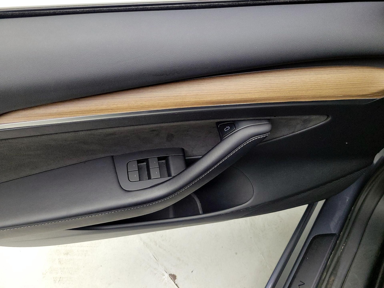 2023 Tesla Model 3 Base - Photo 13