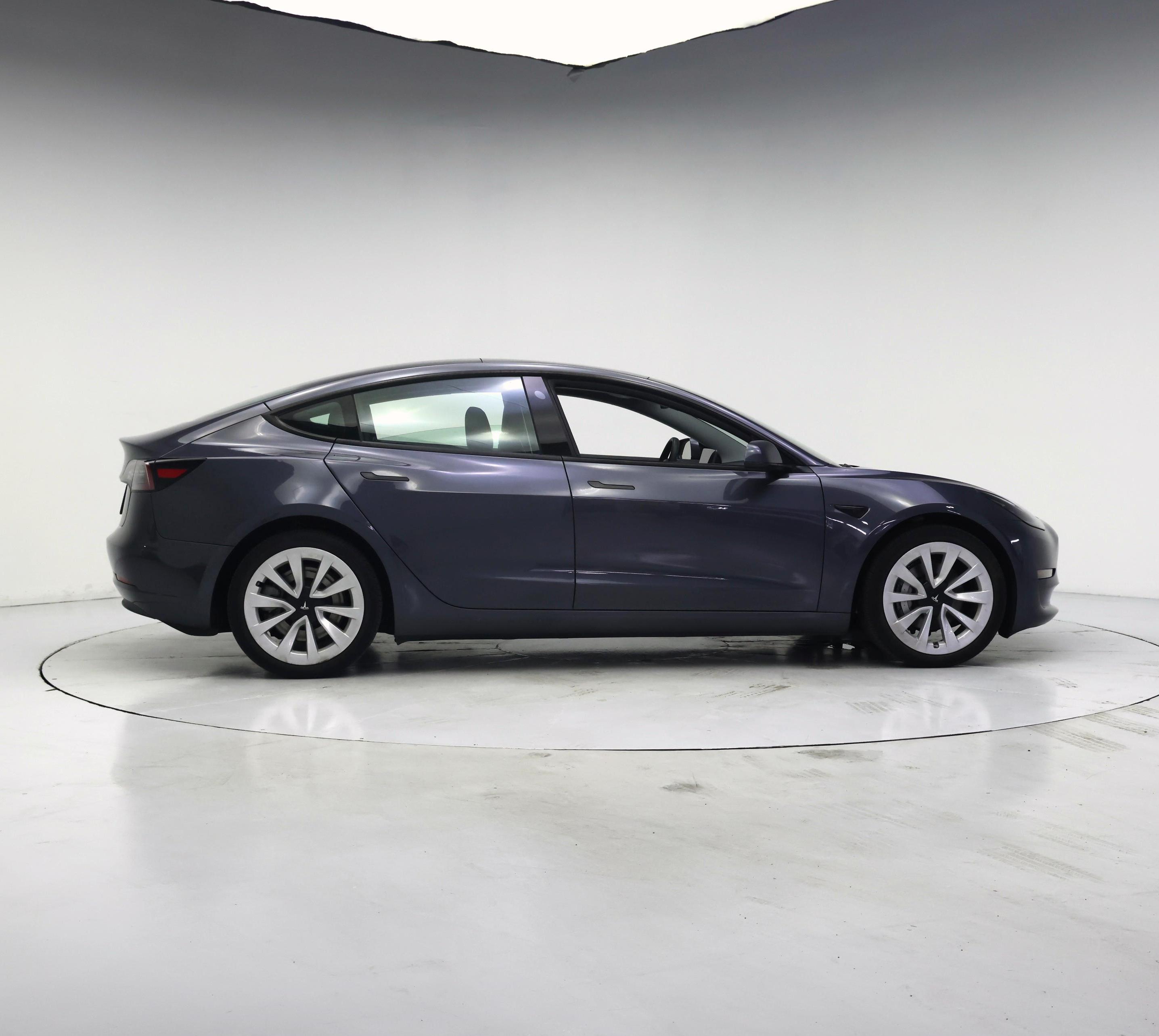 Thumbnail: 2023 Tesla Model 3 - 7