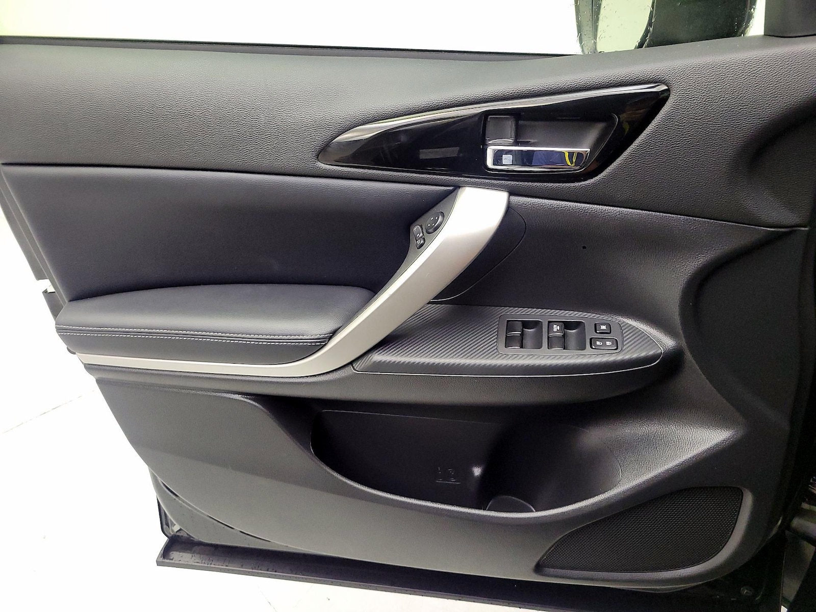 2025 Mitsubishi Eclipse Cross SE - Photo 13