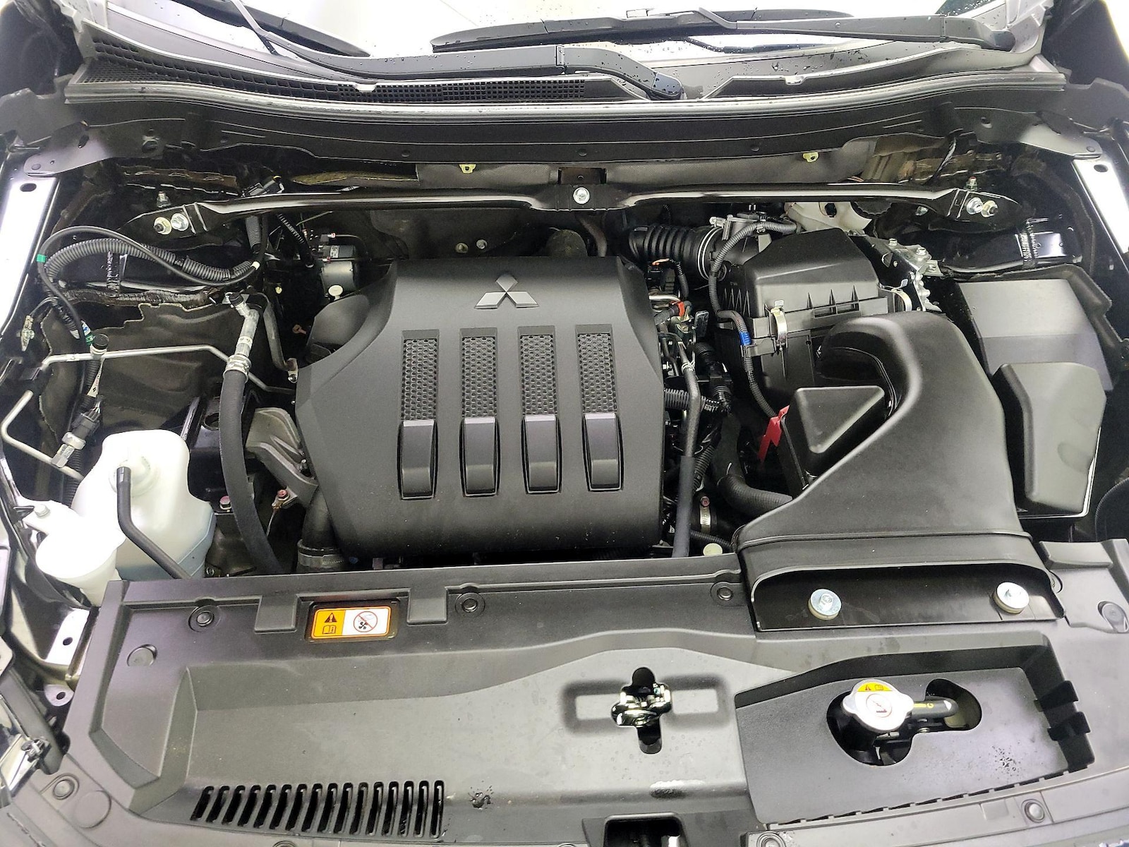 2025 Mitsubishi Eclipse Cross SE - Photo 23