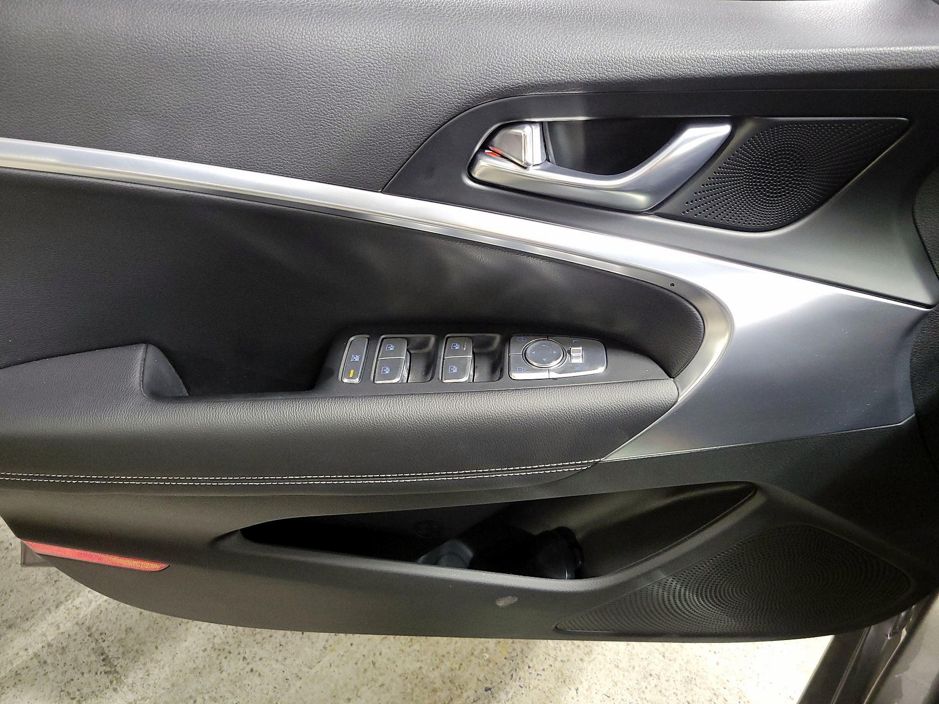 Thumbnail: 2026 Genesis G70 - 12