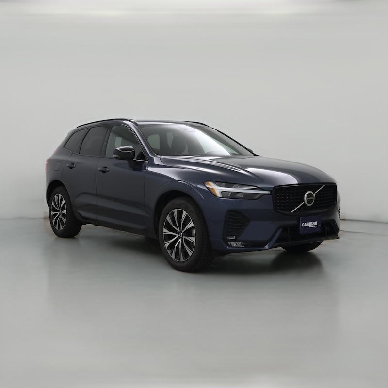 2023 Volvo XC60 B5 Plus Dark Theme