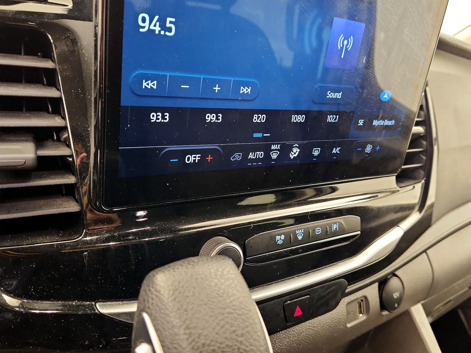 2025 Ford Transit Passenger Van XL - Photo 18