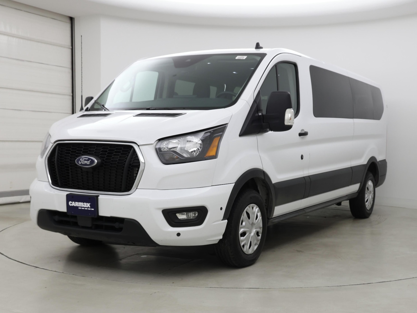 2025 Ford Transit Passenger Van XL - Photo 5