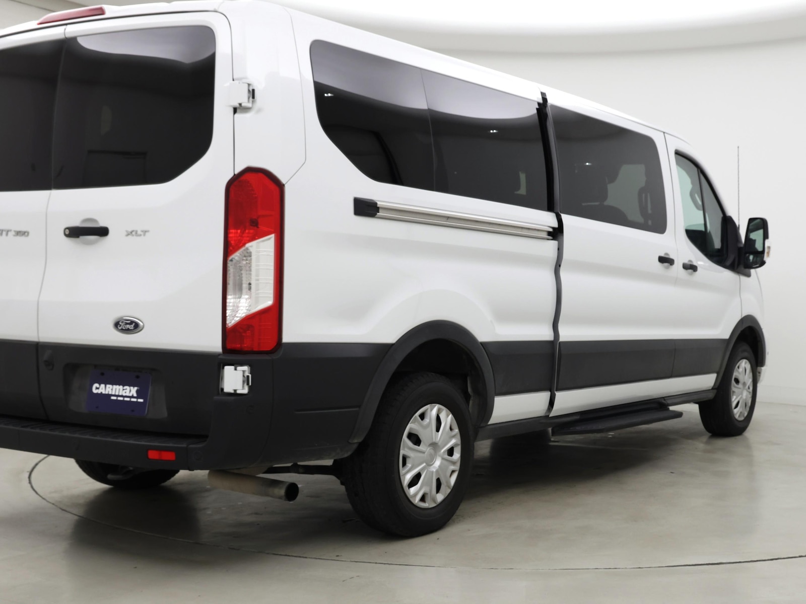 2025 Ford Transit Passenger Van XL - Photo 9