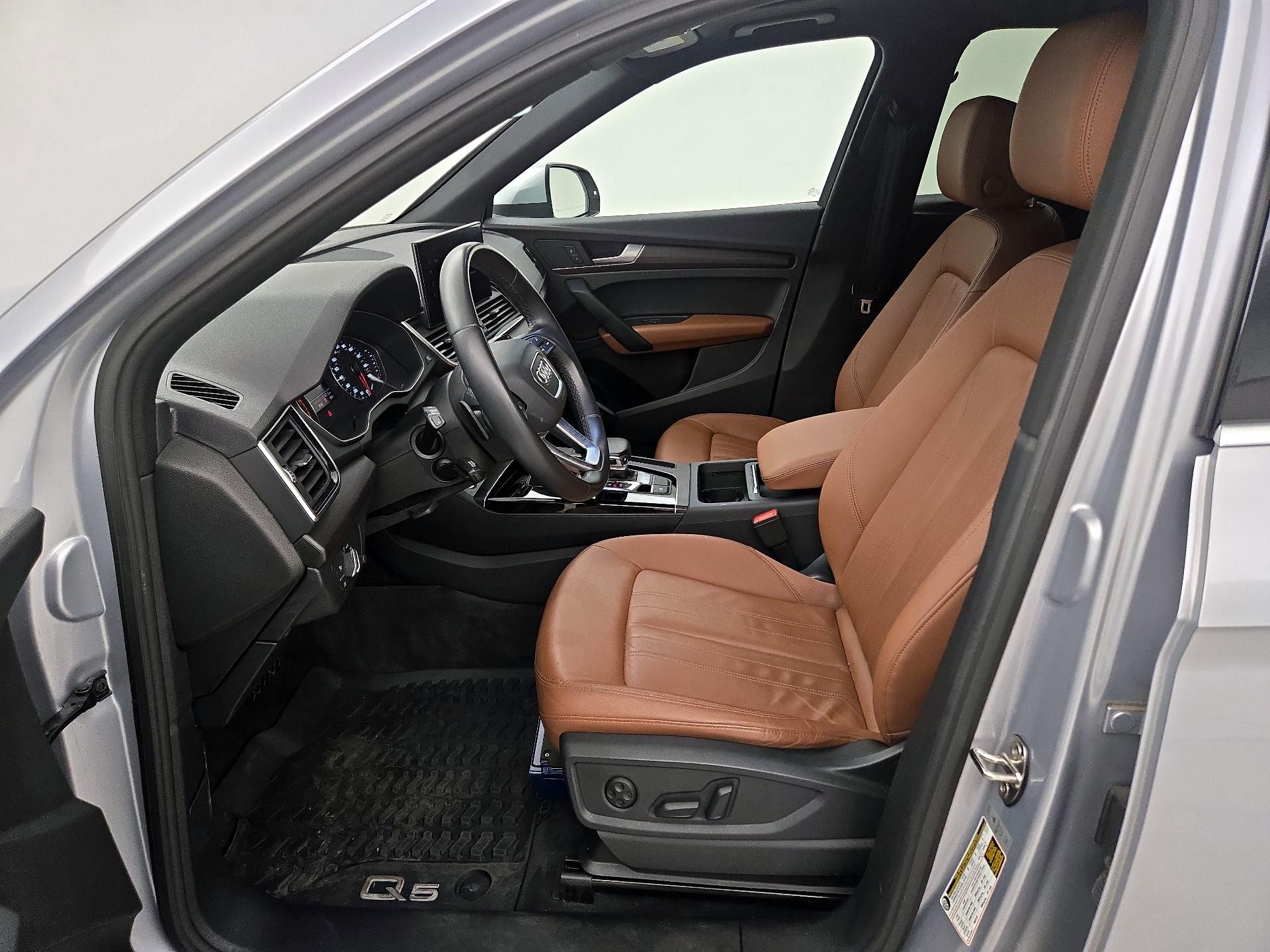 Thumbnail: 2022 Audi Q5 - 11