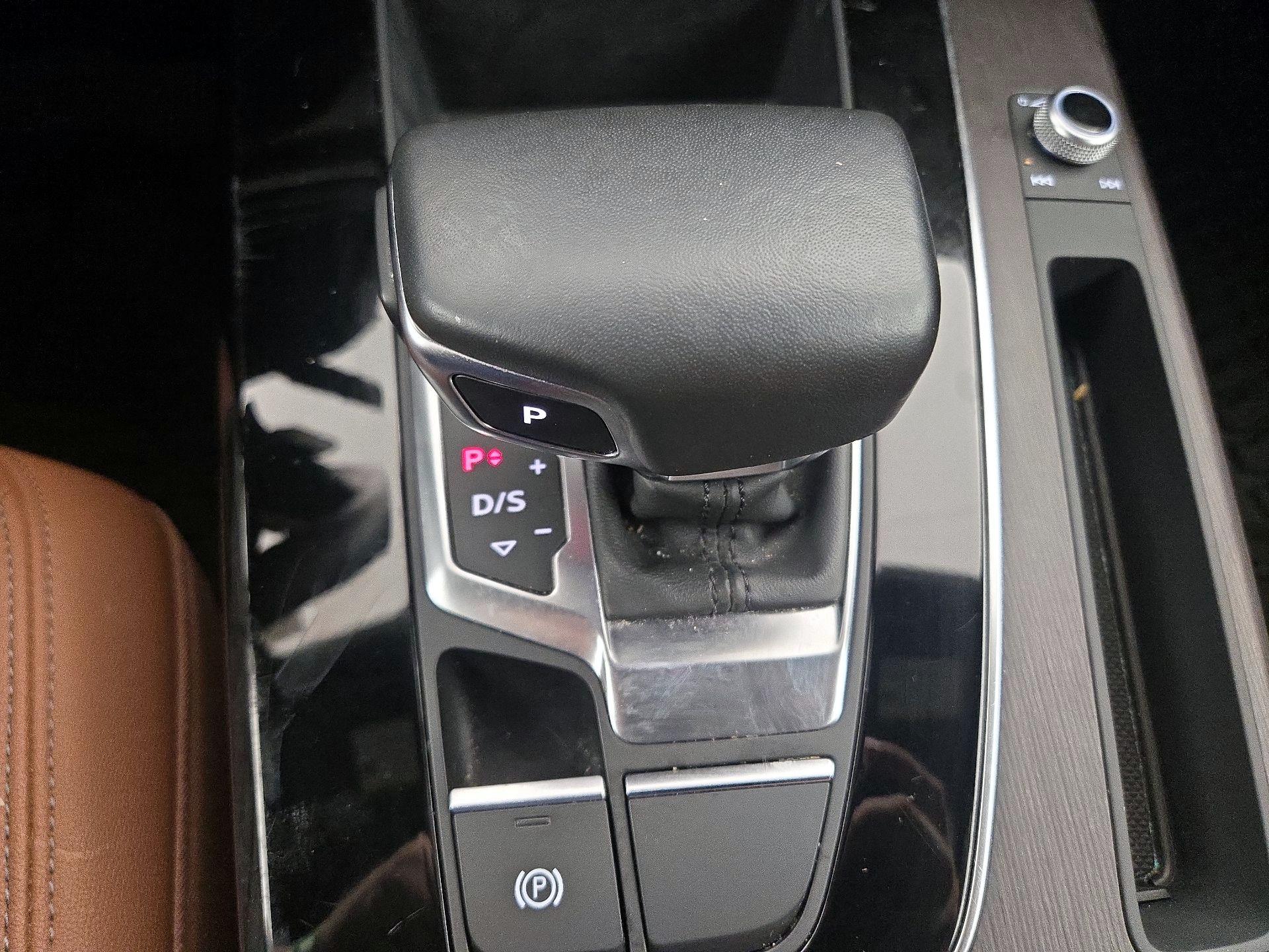 Thumbnail: 2022 Audi Q5 - 18