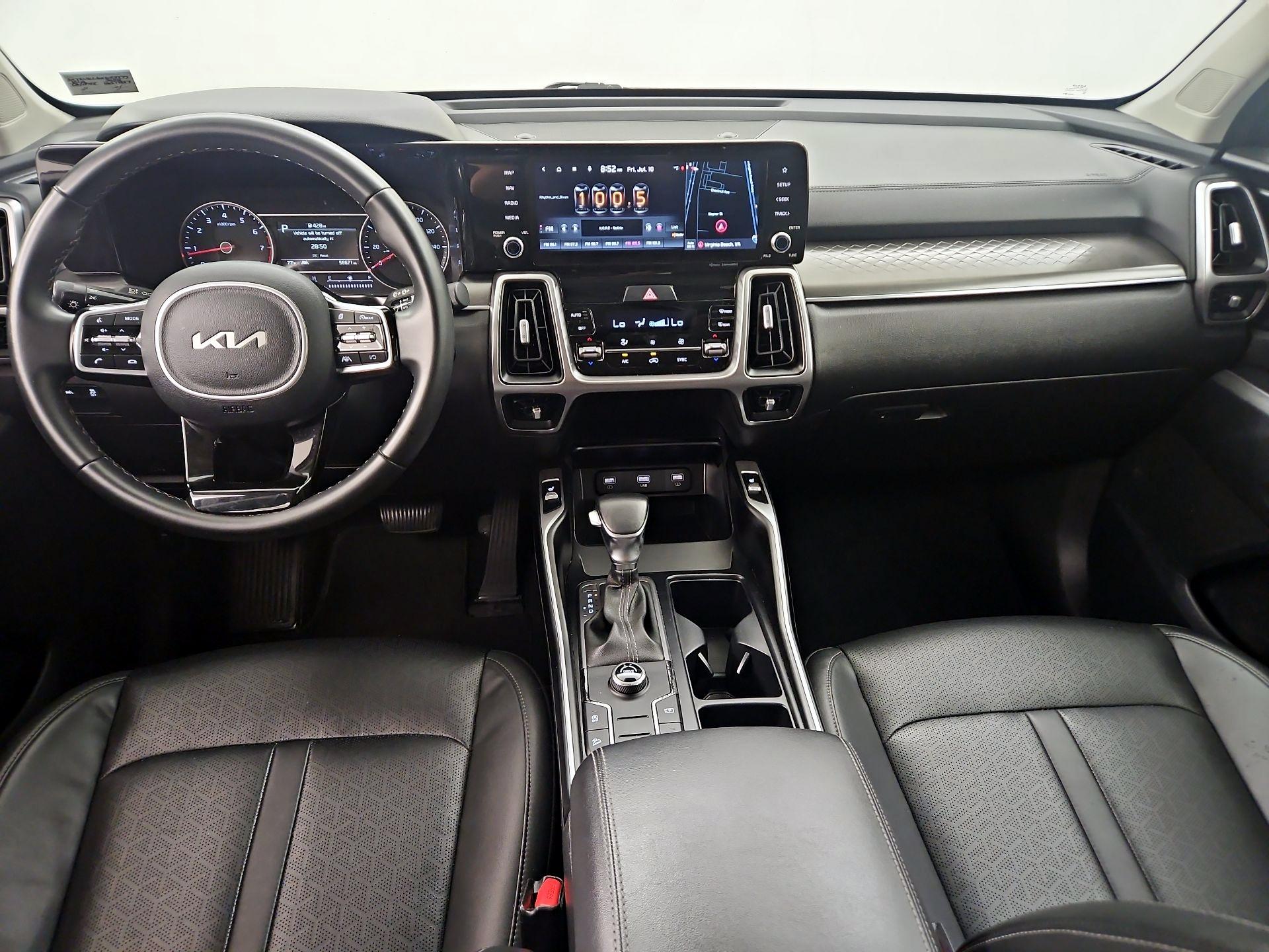 Thumbnail: 2022 Kia Sorento - 9