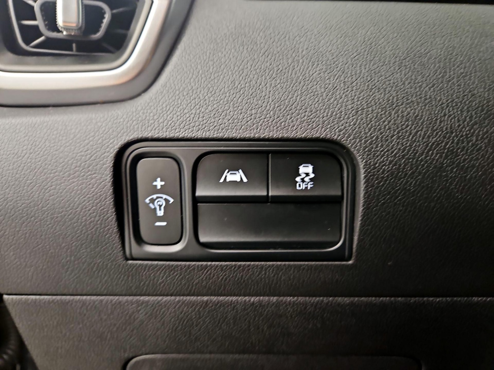 2022 Kia Sorento S - Photo 14