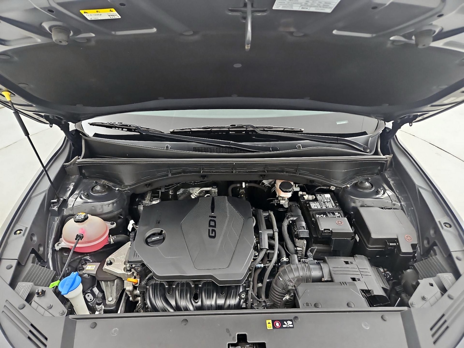 2022 Kia Sorento S - Photo 25