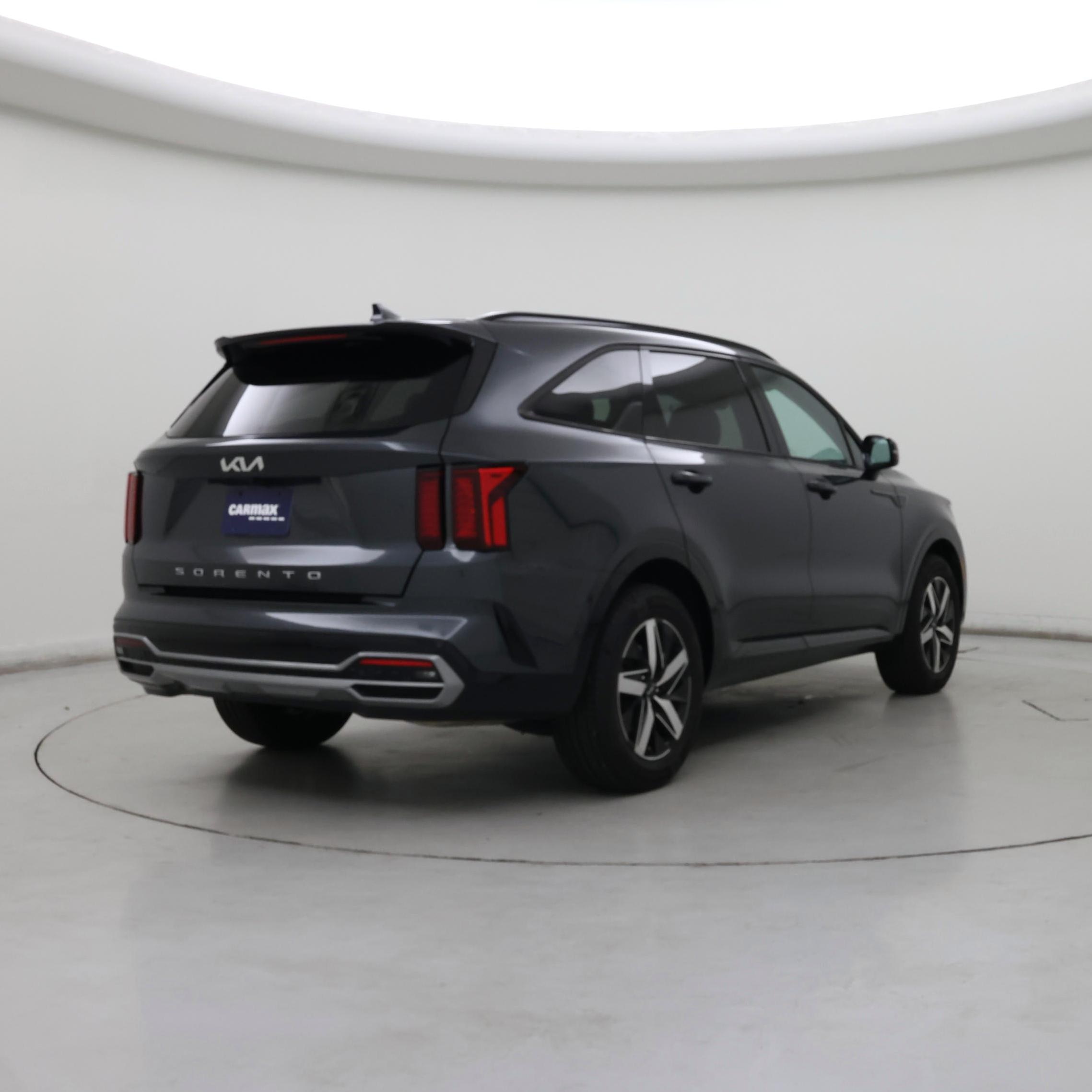 Thumbnail: 2022 Kia Sorento - 8