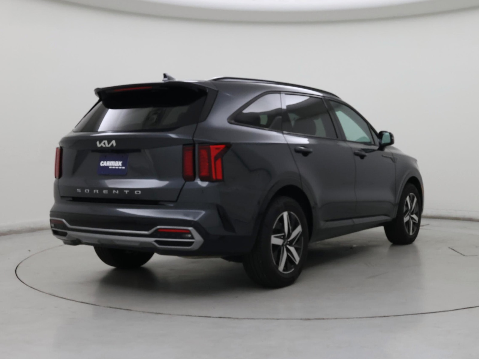 2022 Kia Sorento S - Photo 9