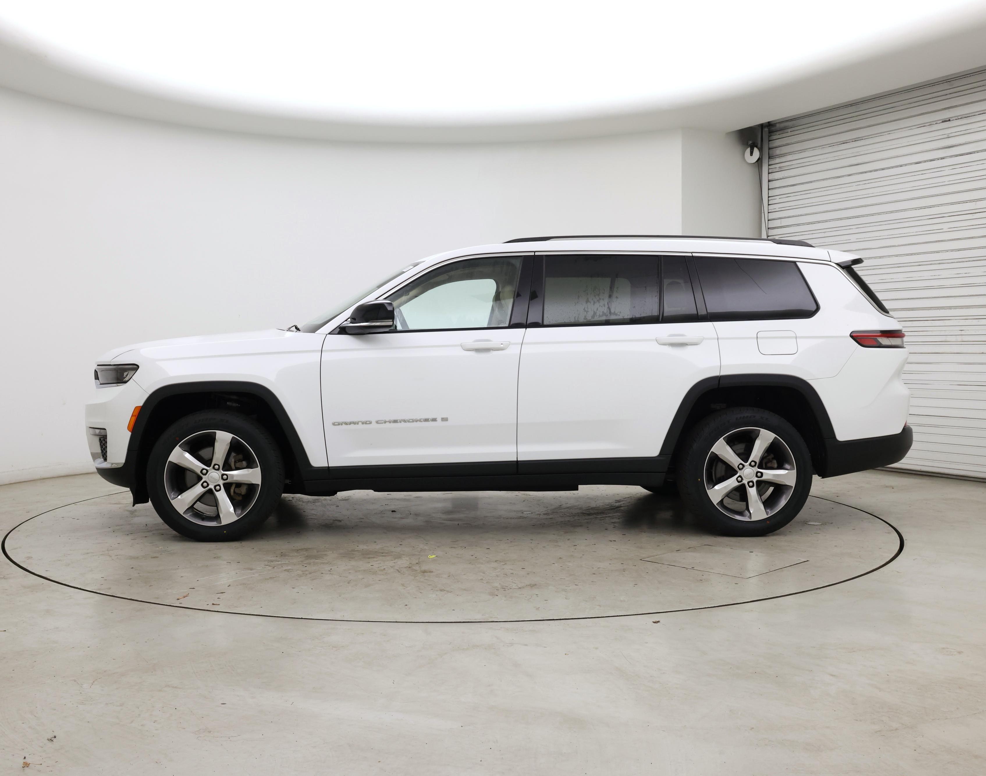 Thumbnail: 2022 Jeep Grand Cherokee L - 3