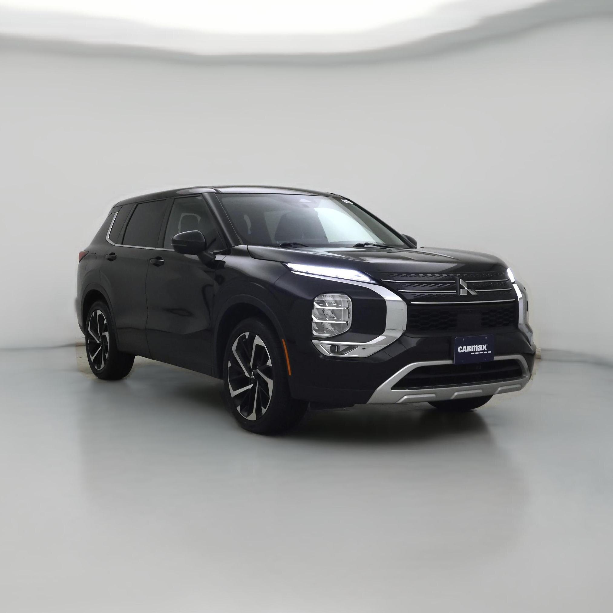 Thumbnail: 2022 Mitsubishi Outlander - 1