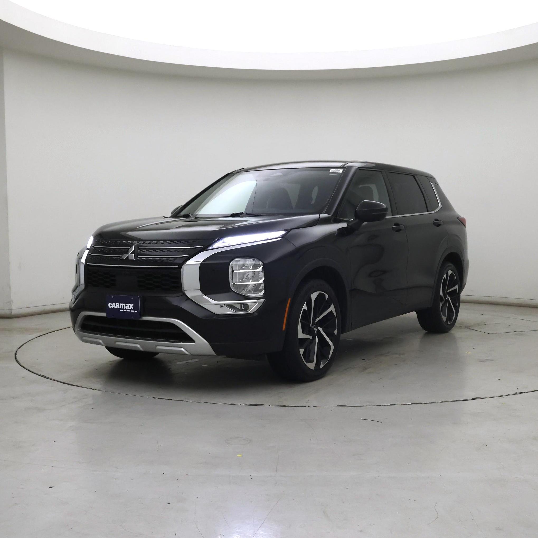 Thumbnail: 2022 Mitsubishi Outlander - 4