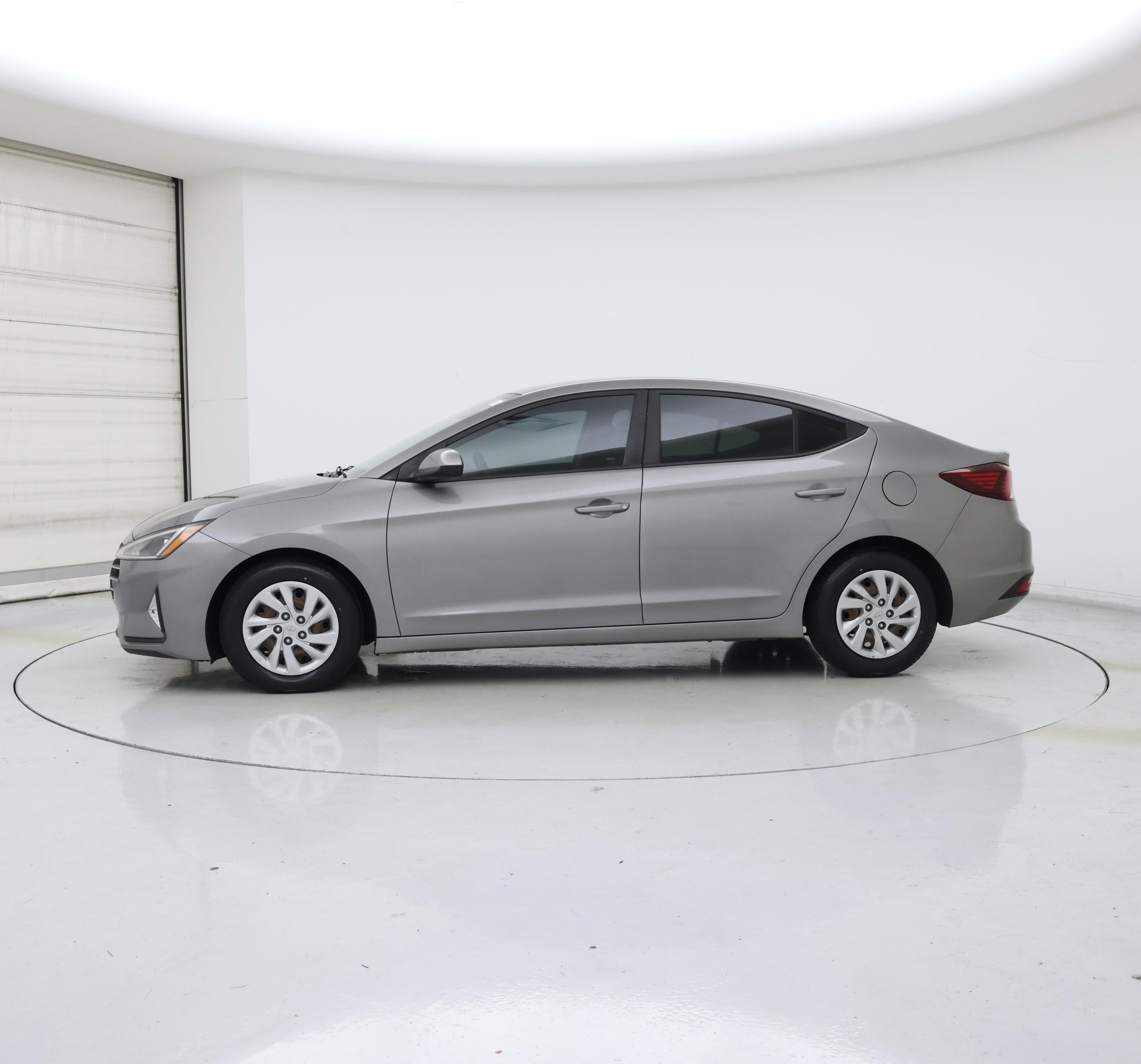 Thumbnail: 2020 Hyundai Elantra - 3