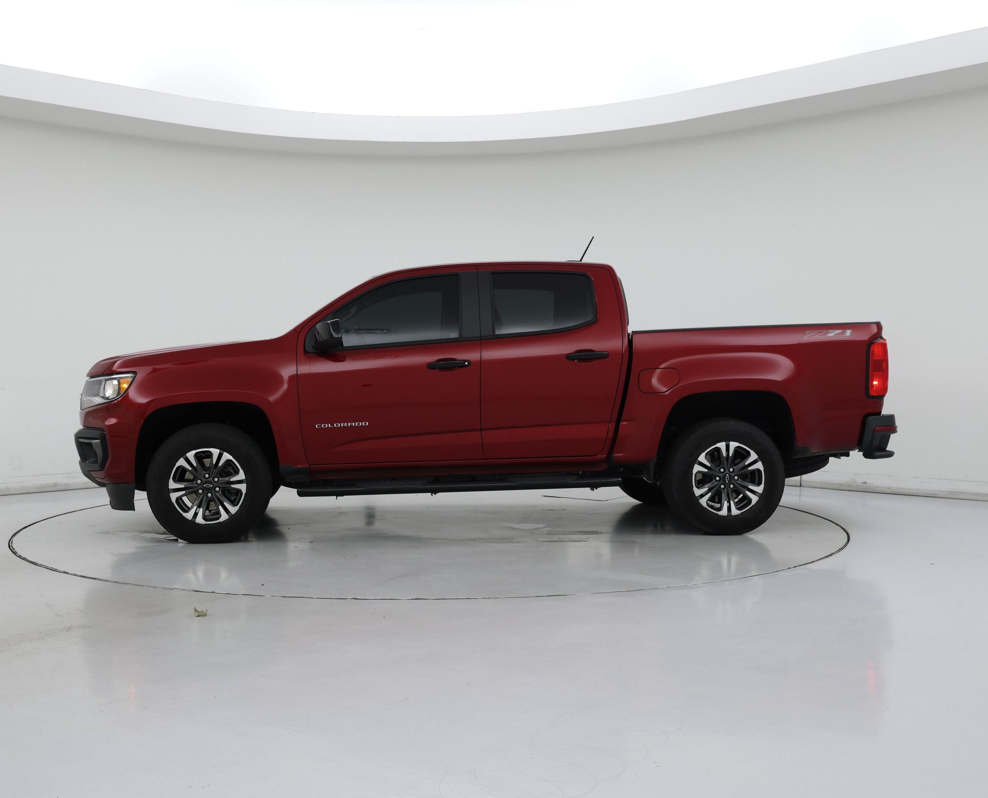 Thumbnail: 2021 Chevrolet Colorado - 3
