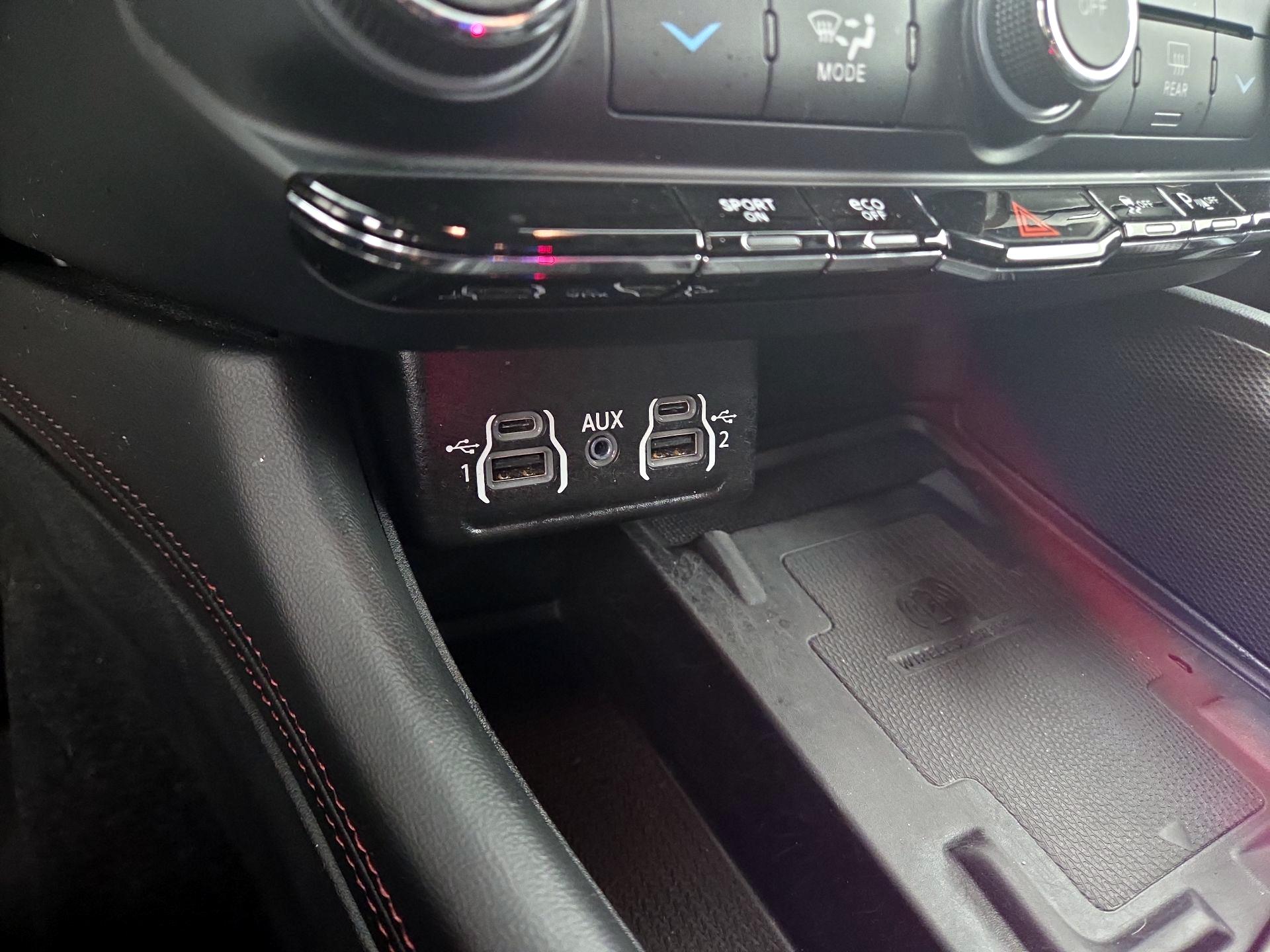 Thumbnail: 2022 Dodge Durango - 19