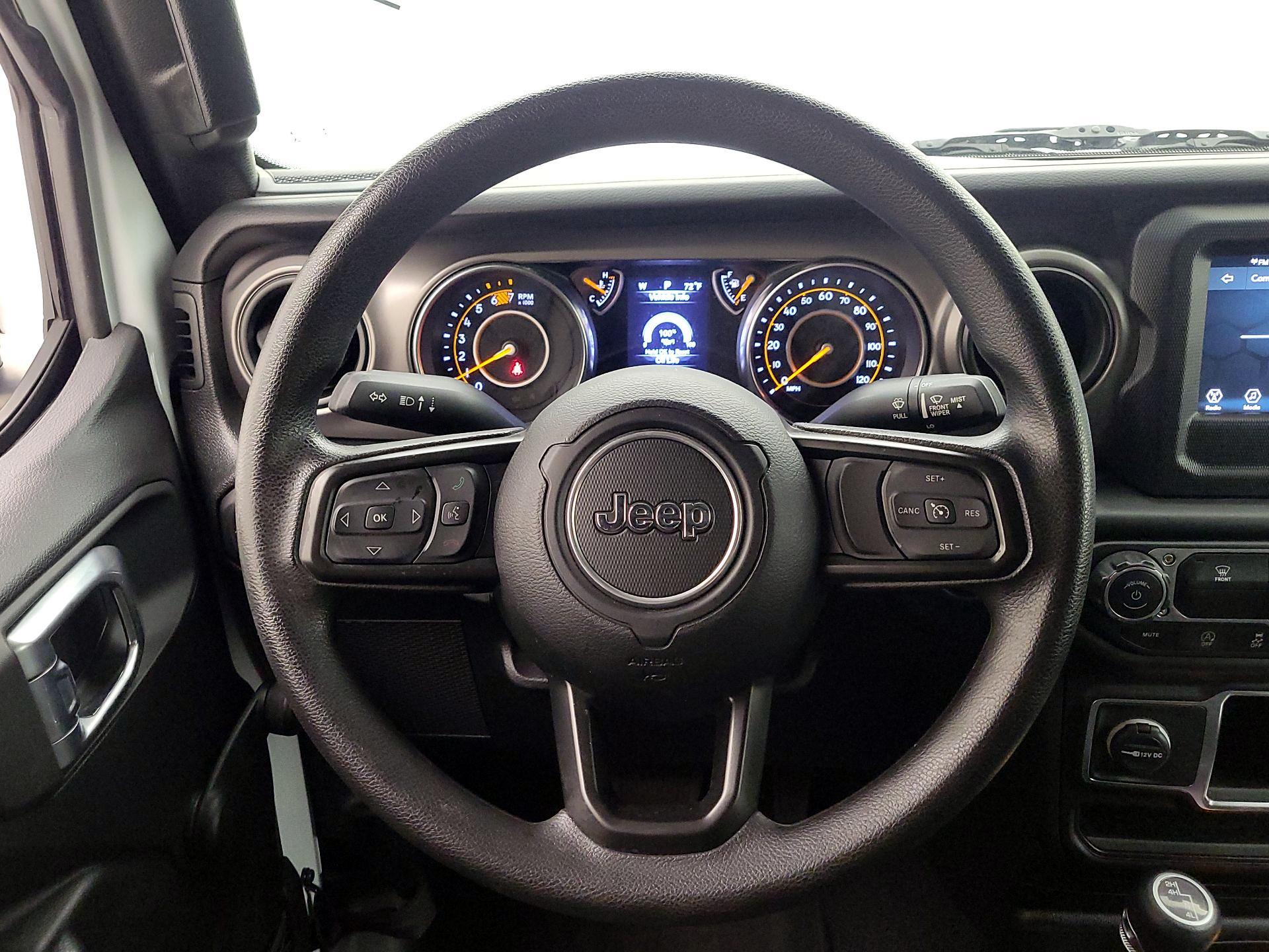 Thumbnail: 2022 Jeep Wrangler - 10