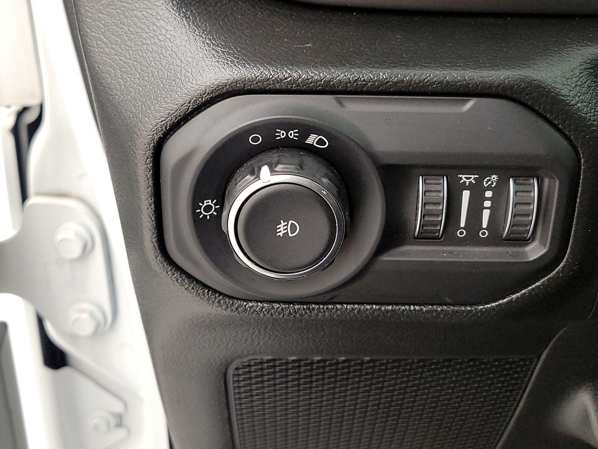 Thumbnail: 2022 Jeep Wrangler - 13