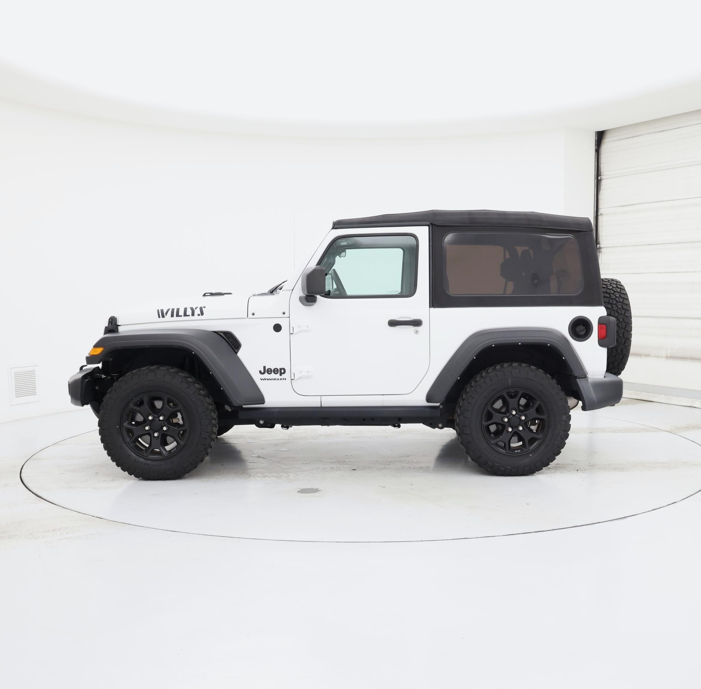 Thumbnail: 2022 Jeep Wrangler - 3