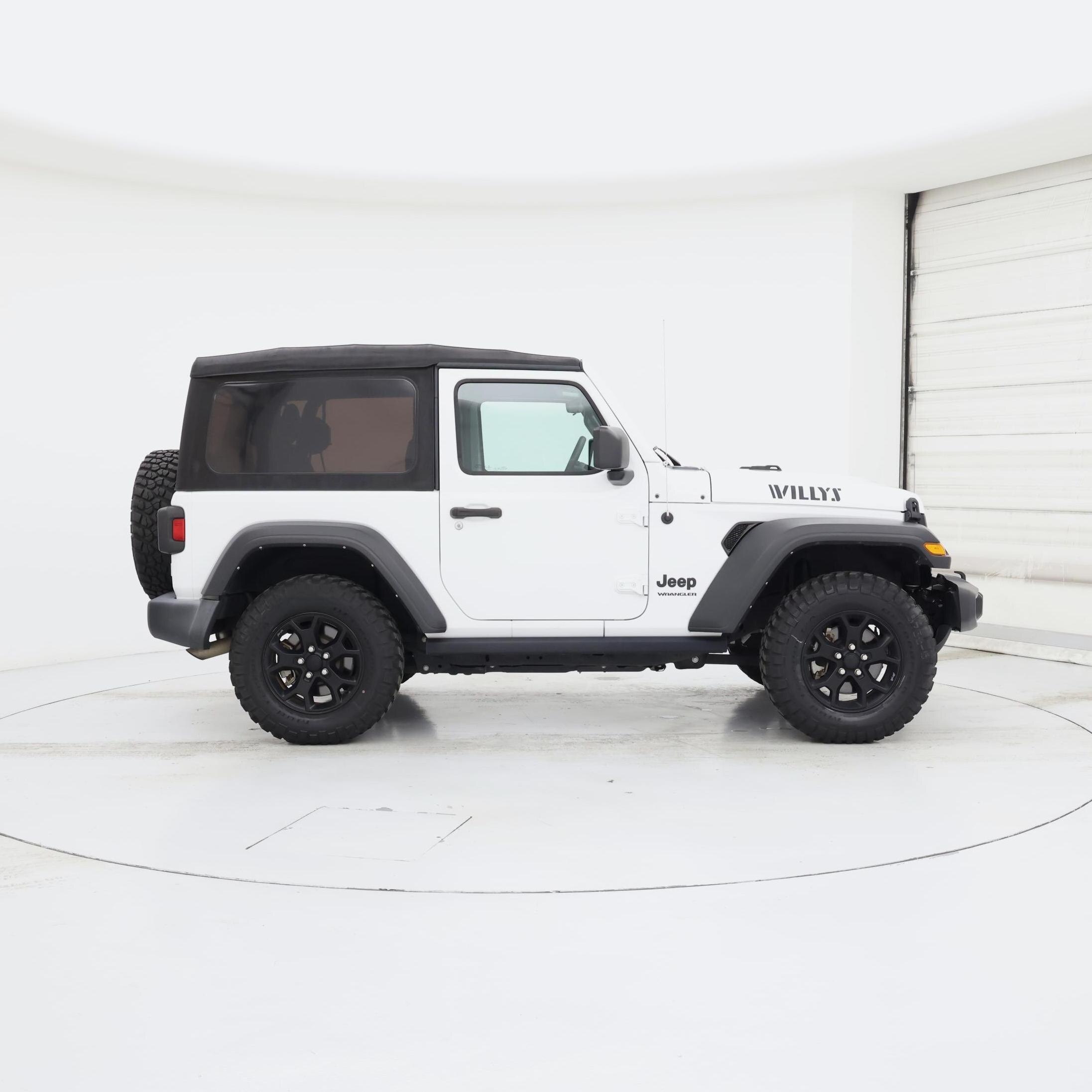 Thumbnail: 2022 Jeep Wrangler - 7