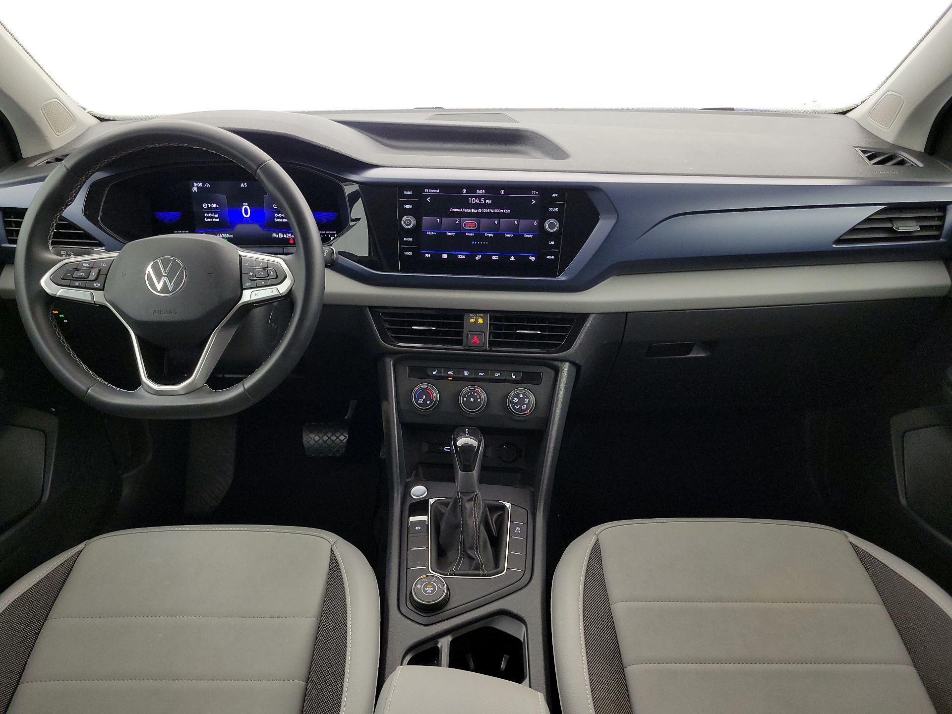 Thumbnail: 2022 Volkswagen Taos - 9