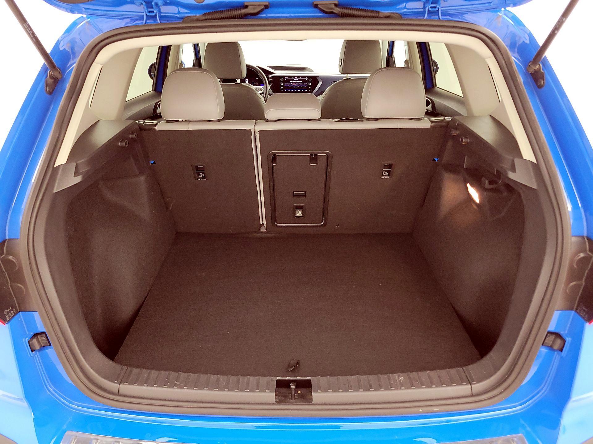 Thumbnail: 2022 Volkswagen Taos - 20