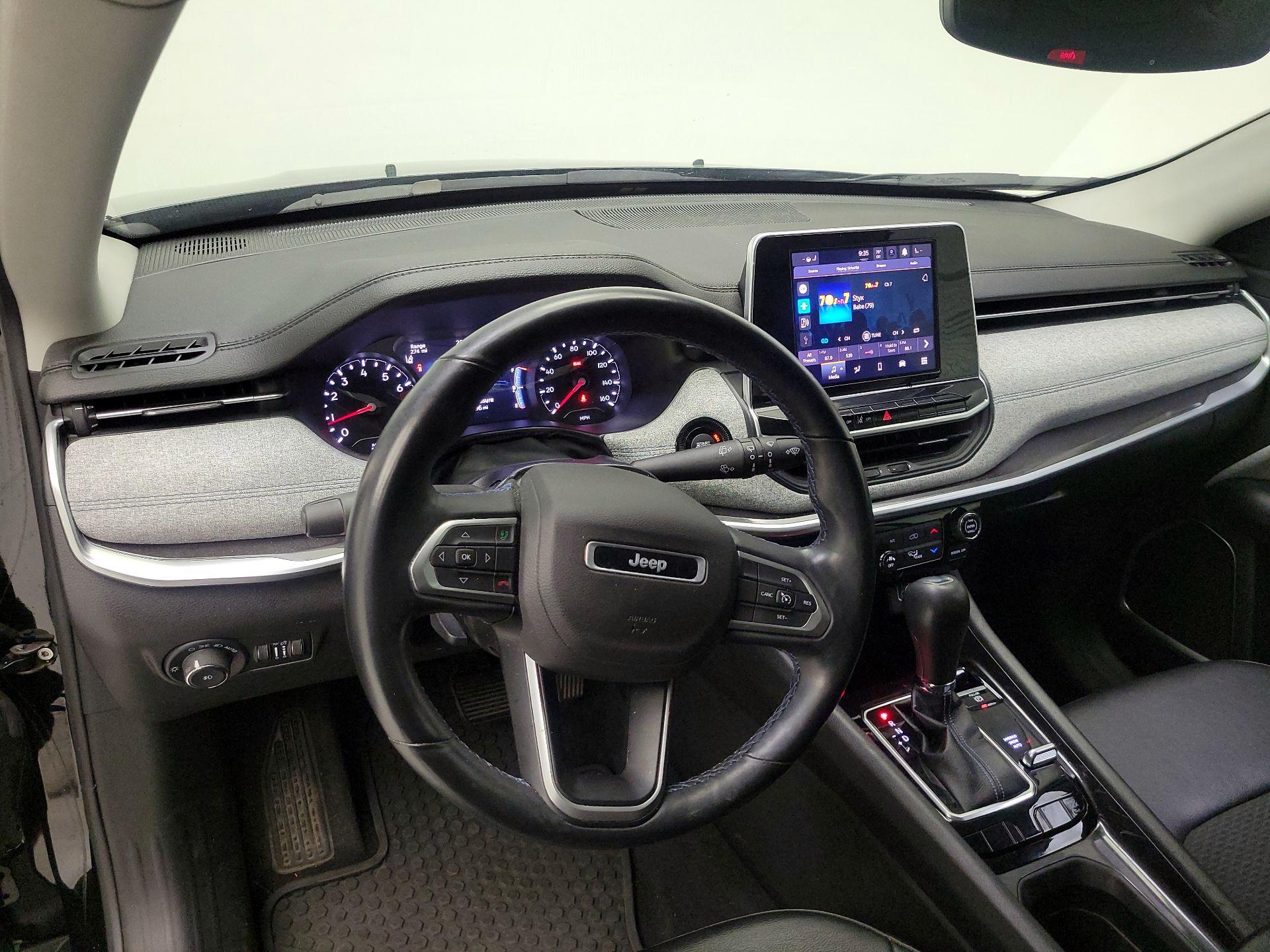 Thumbnail: 2022 Jeep Compass - 9