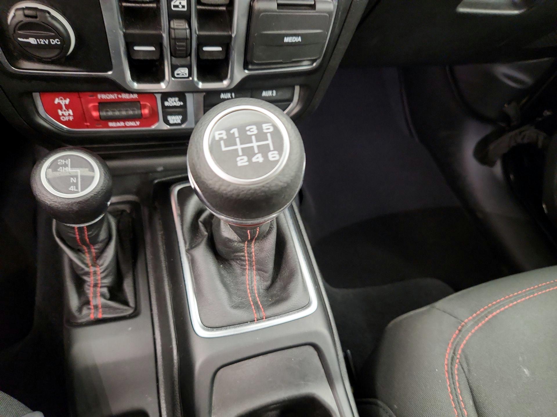 Thumbnail: 2022 Jeep Wrangler - 18