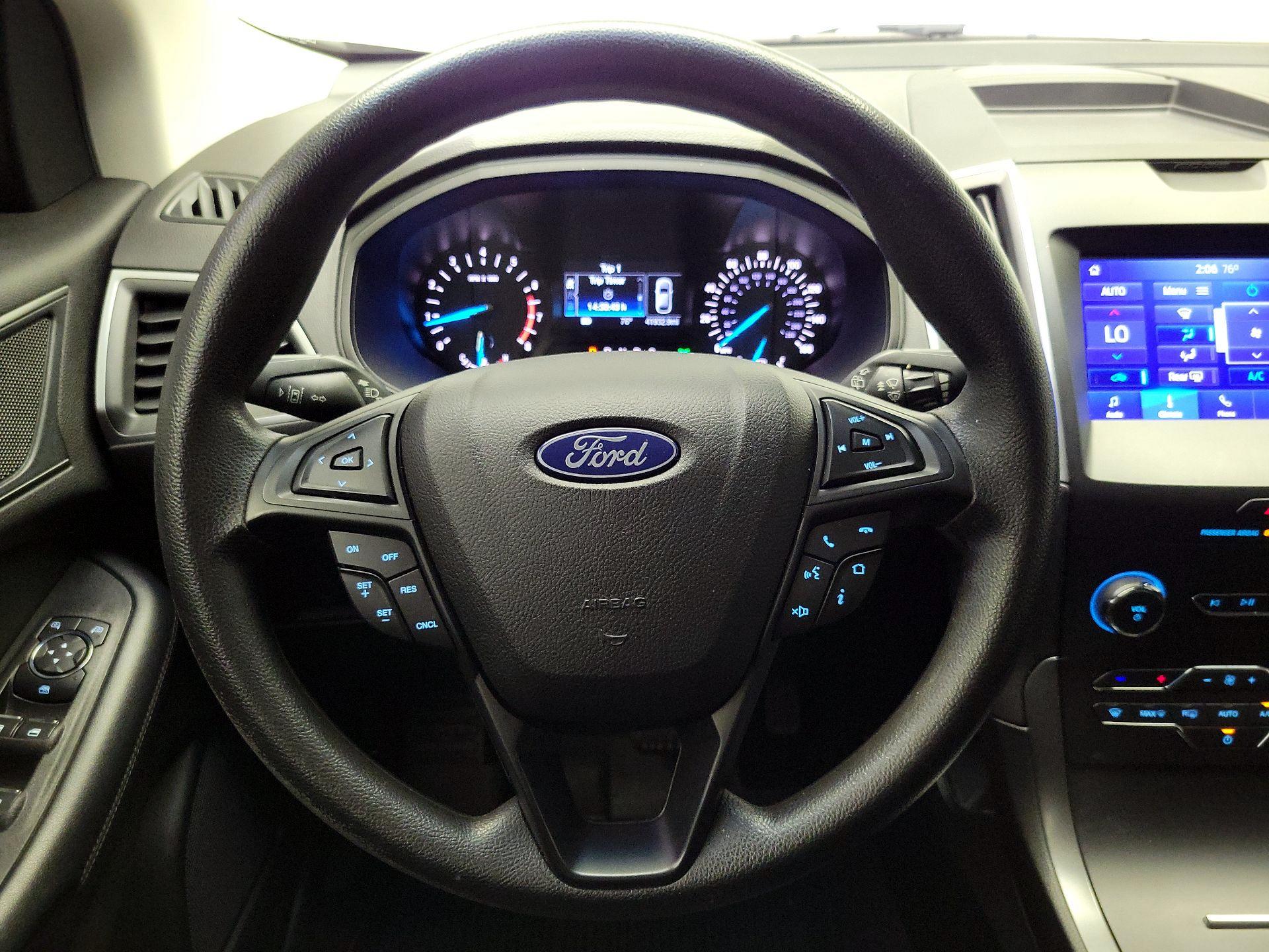 Thumbnail: 2020 Ford Edge - 10